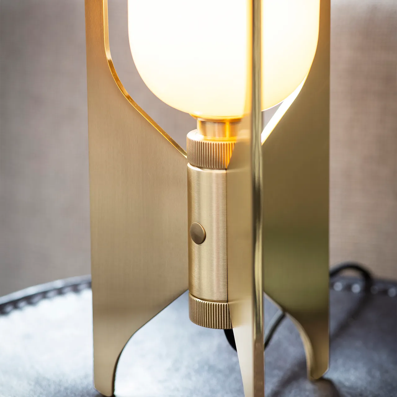 Pennon Table Lamp