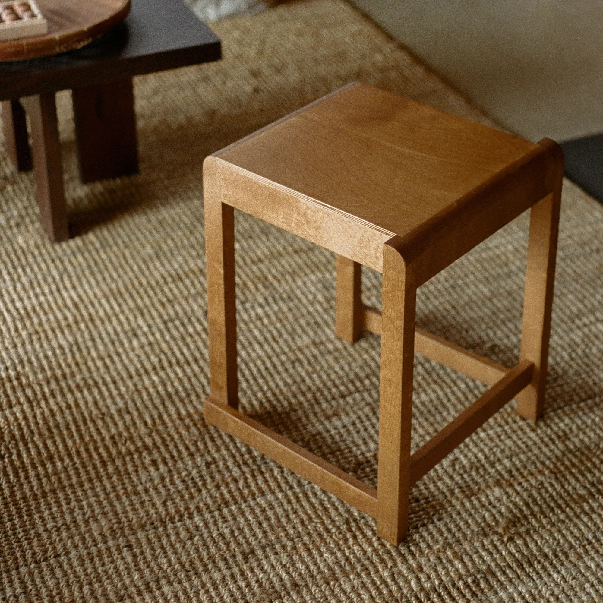Low Stool 01 sittpall - 5