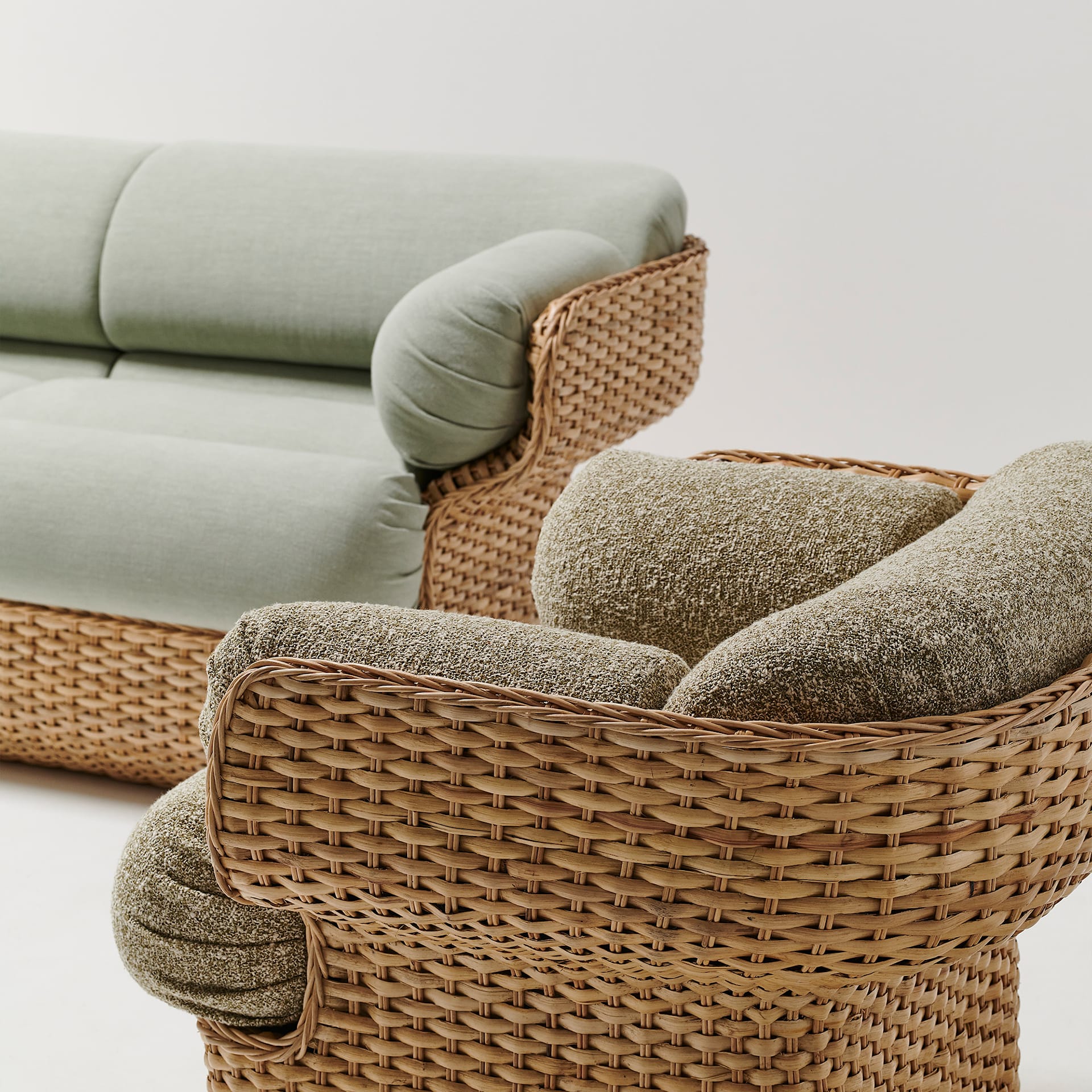 Basket Sofa - Fully Upholstered, 2-seater Rattan Belsuede Special FR 133, Dedar - Gubi - Joe Colombo - NO GA