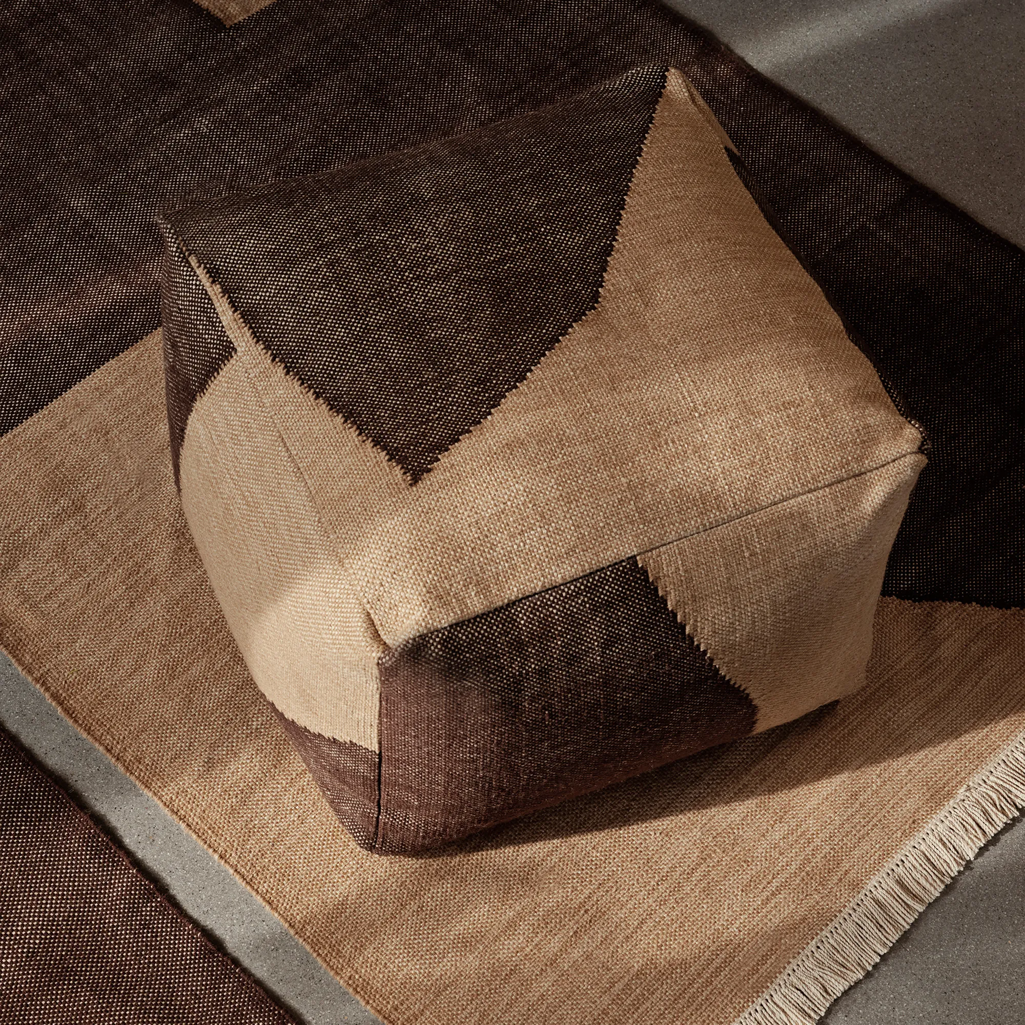 Forene Square sittpuff