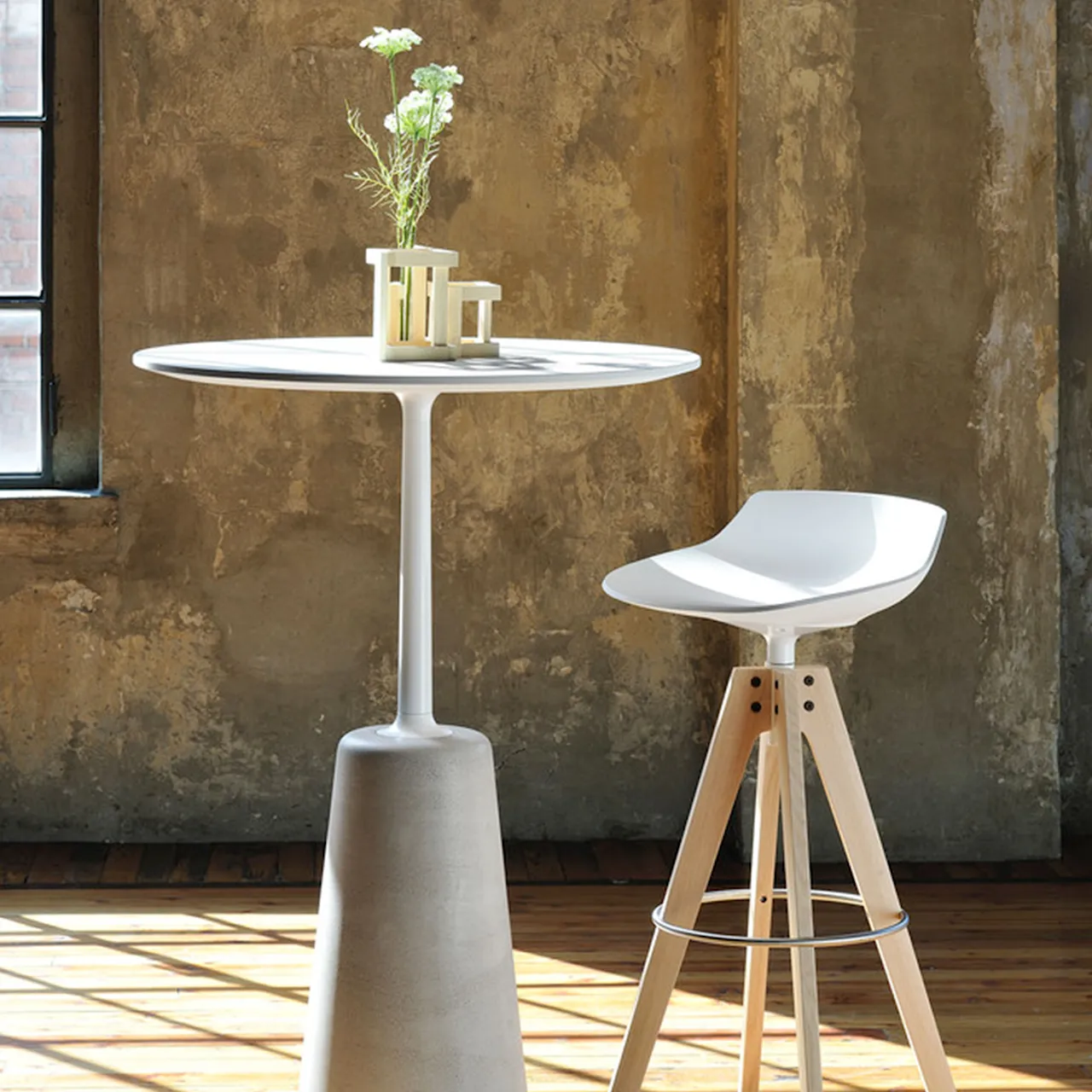Rock Bar Table