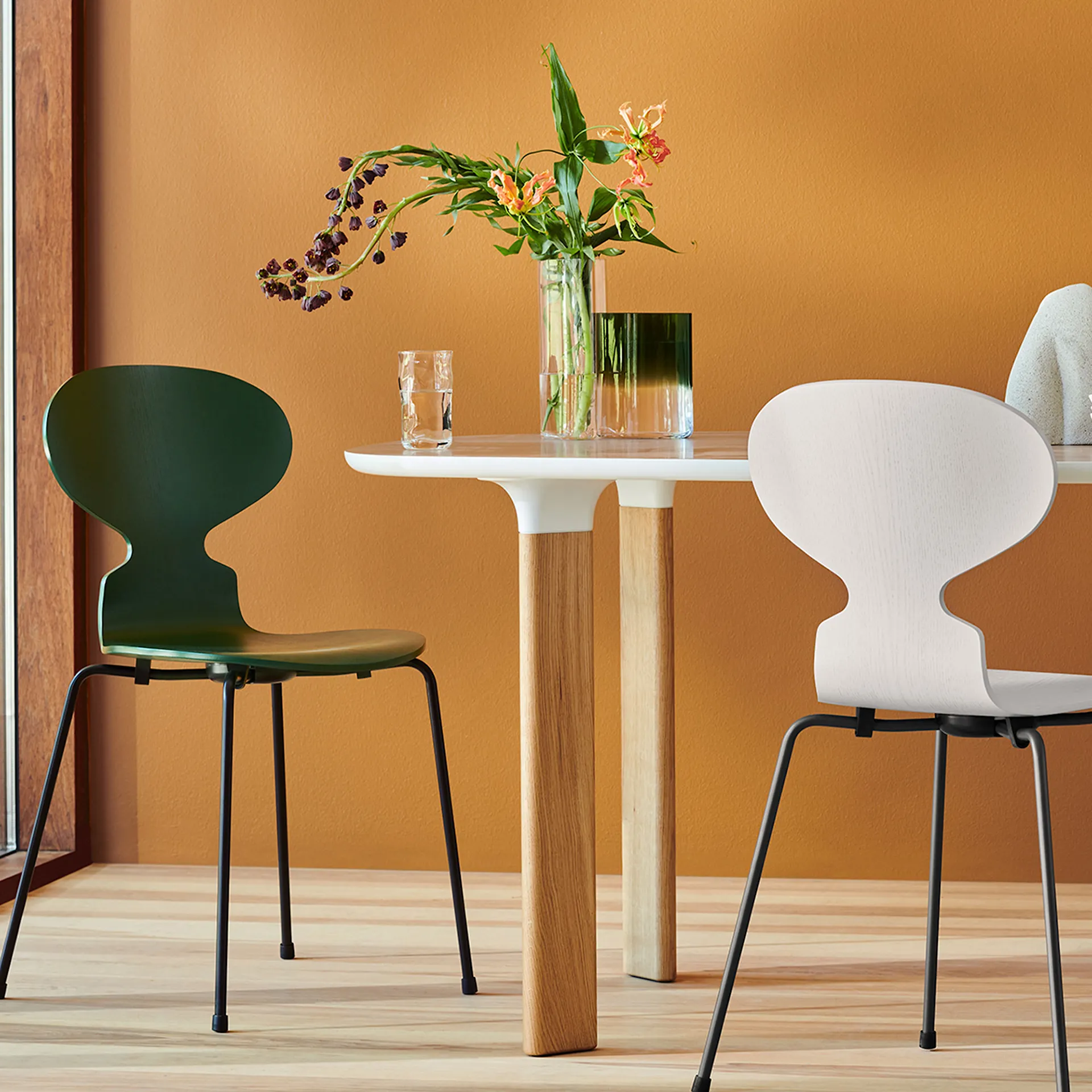 3101 Myran 4 ben - Monokrom - Fritz Hansen - Arne Jacobsen - NO GA