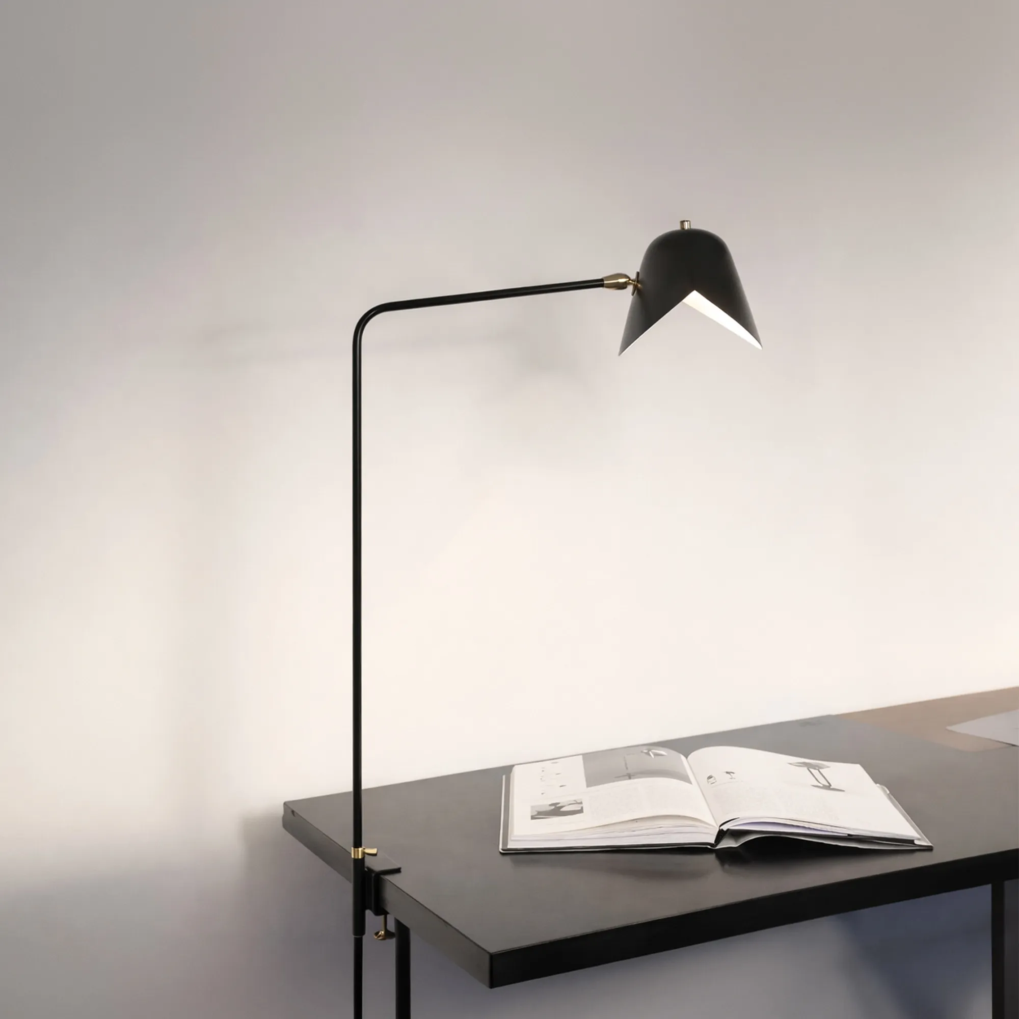 Agrafée skrivbordslampa - 2