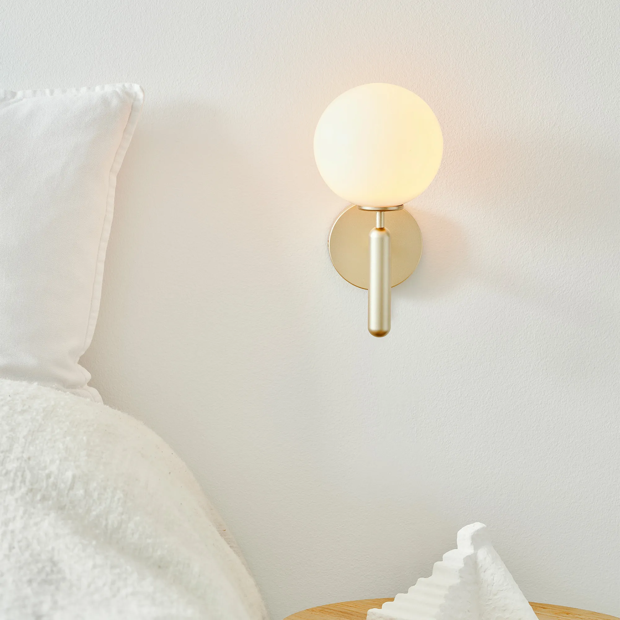 Miira Wall Brass - 4