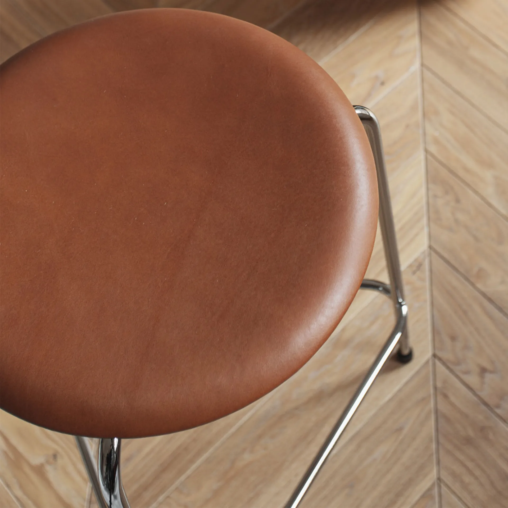 High Dot Barstool - Fritz Hansen - Arne Jacobsen - NO GA