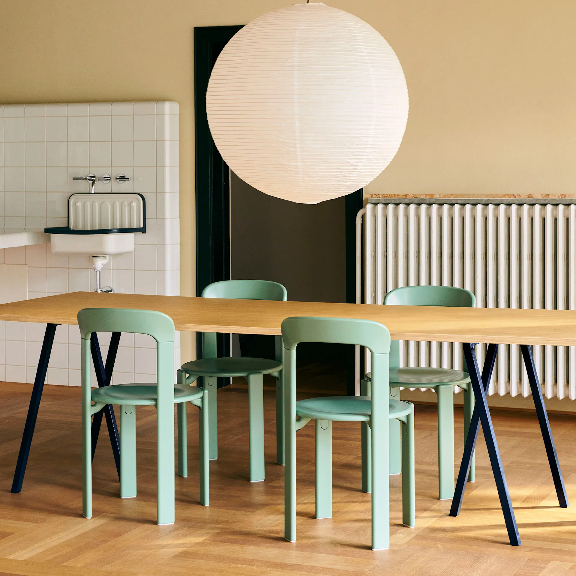 Loop Stand bord med förstärkningsskiva 160 cm - HAY - NO GA