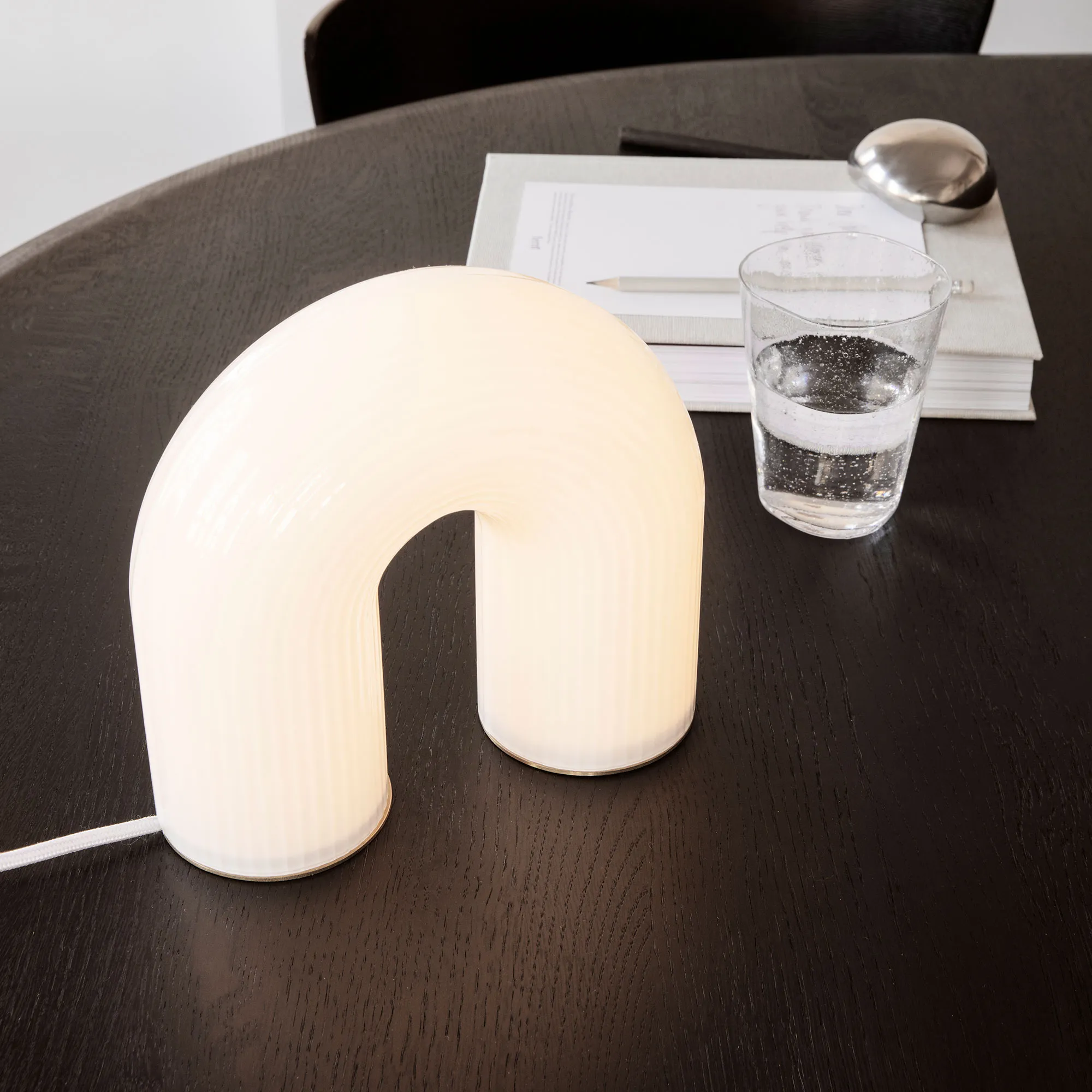 Vuelta bordslampa