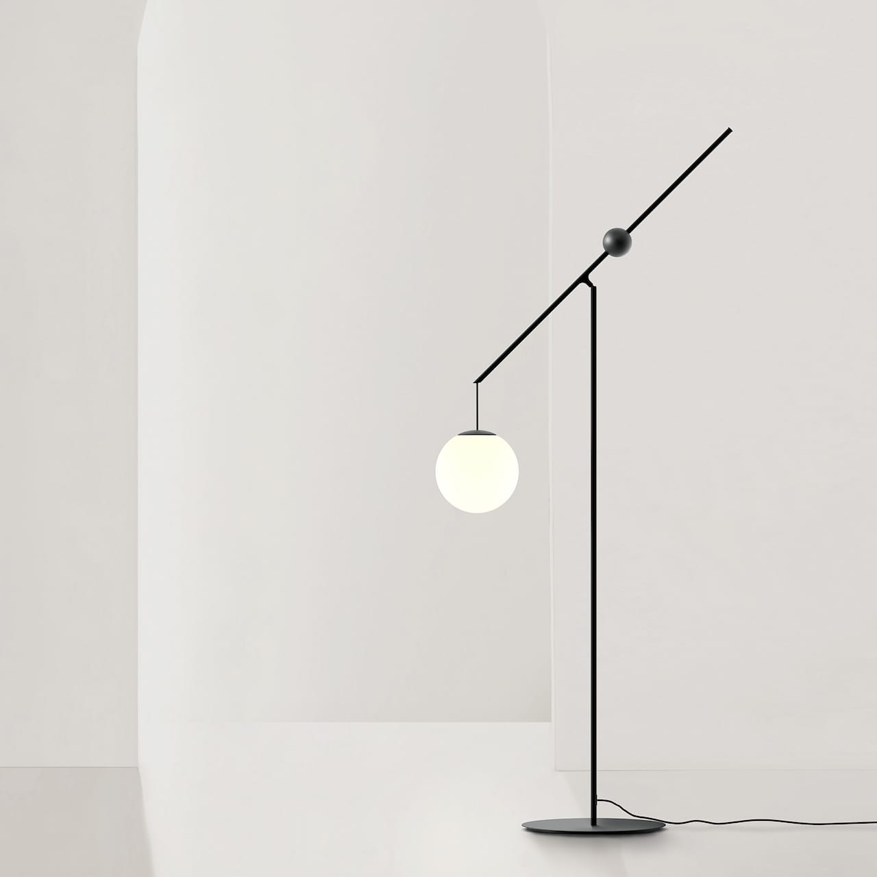 B01 Malamata Floor lamp
