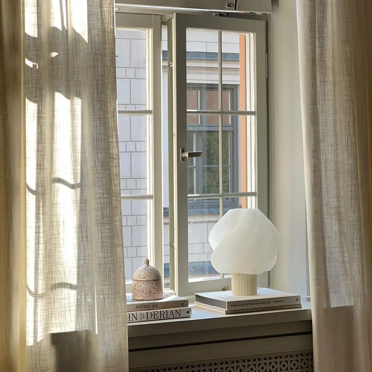 Soft Serve bordslampa Grande