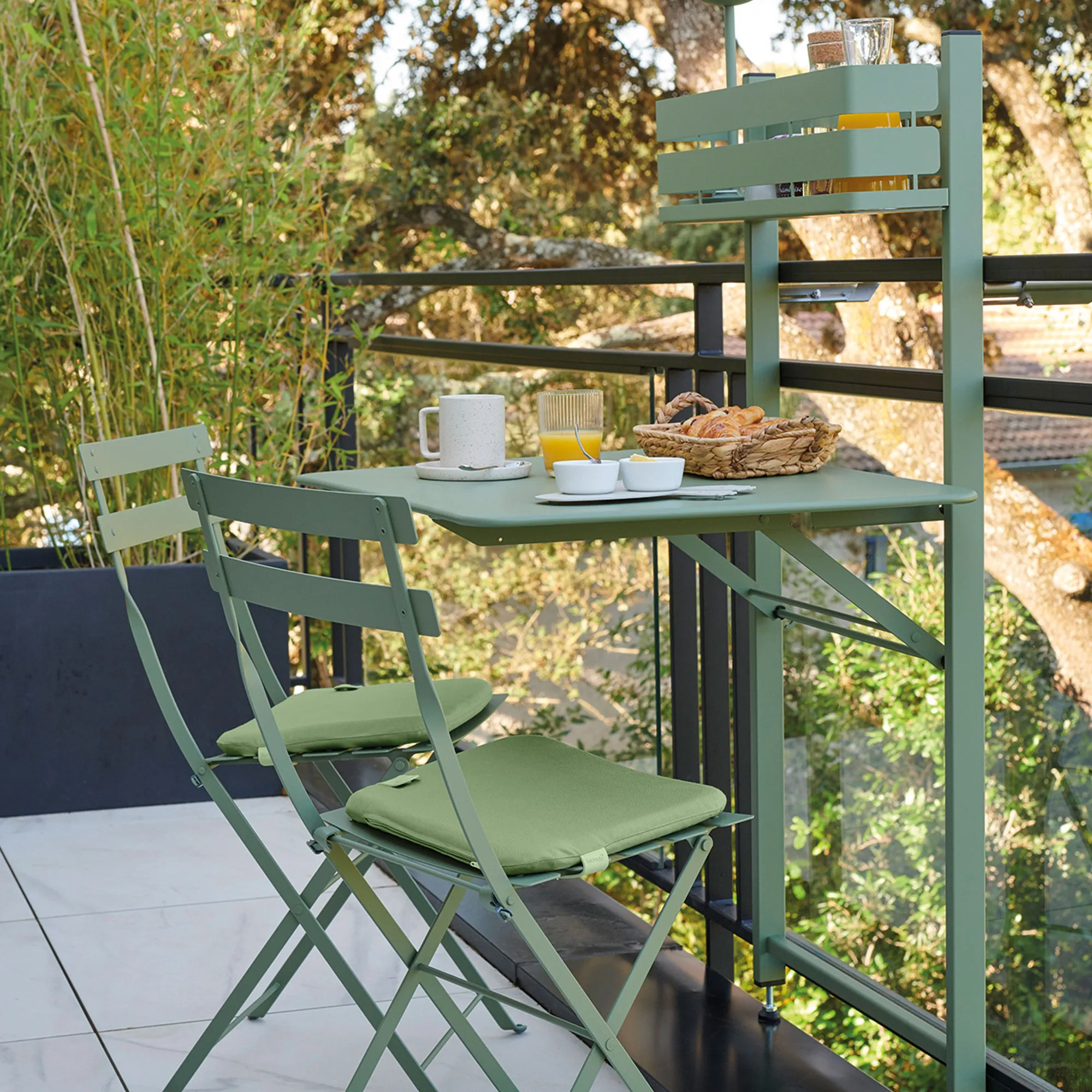 Bistro Balcony Table 57 x 77 cm - 2