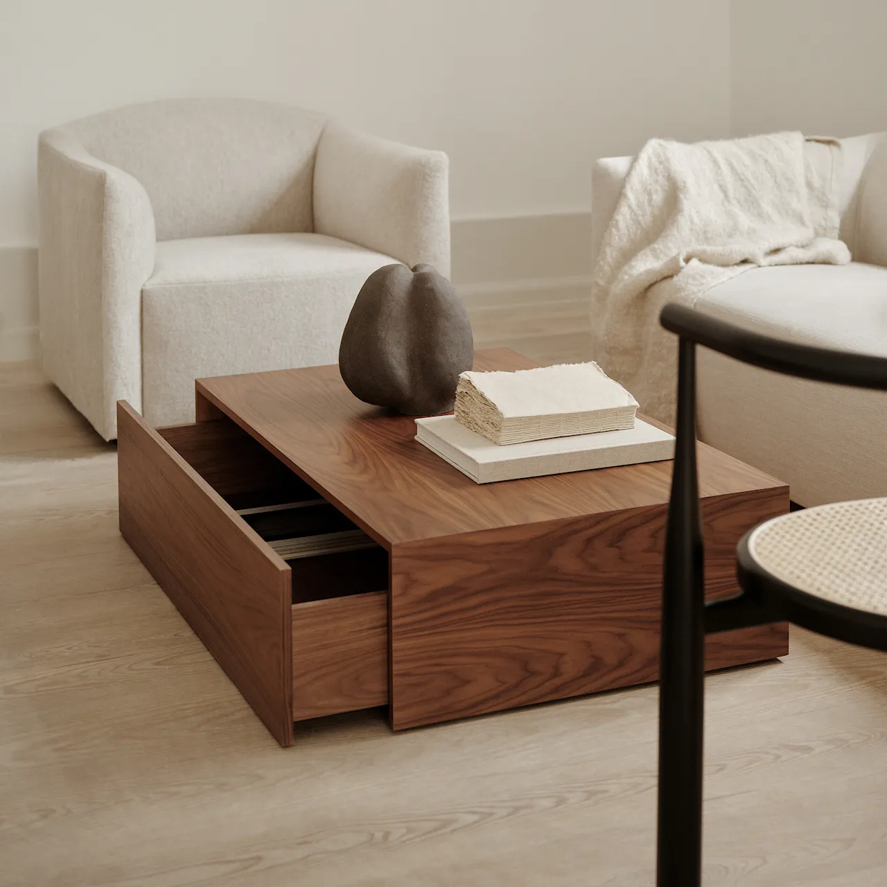 Mass Coffee Table High Drawer