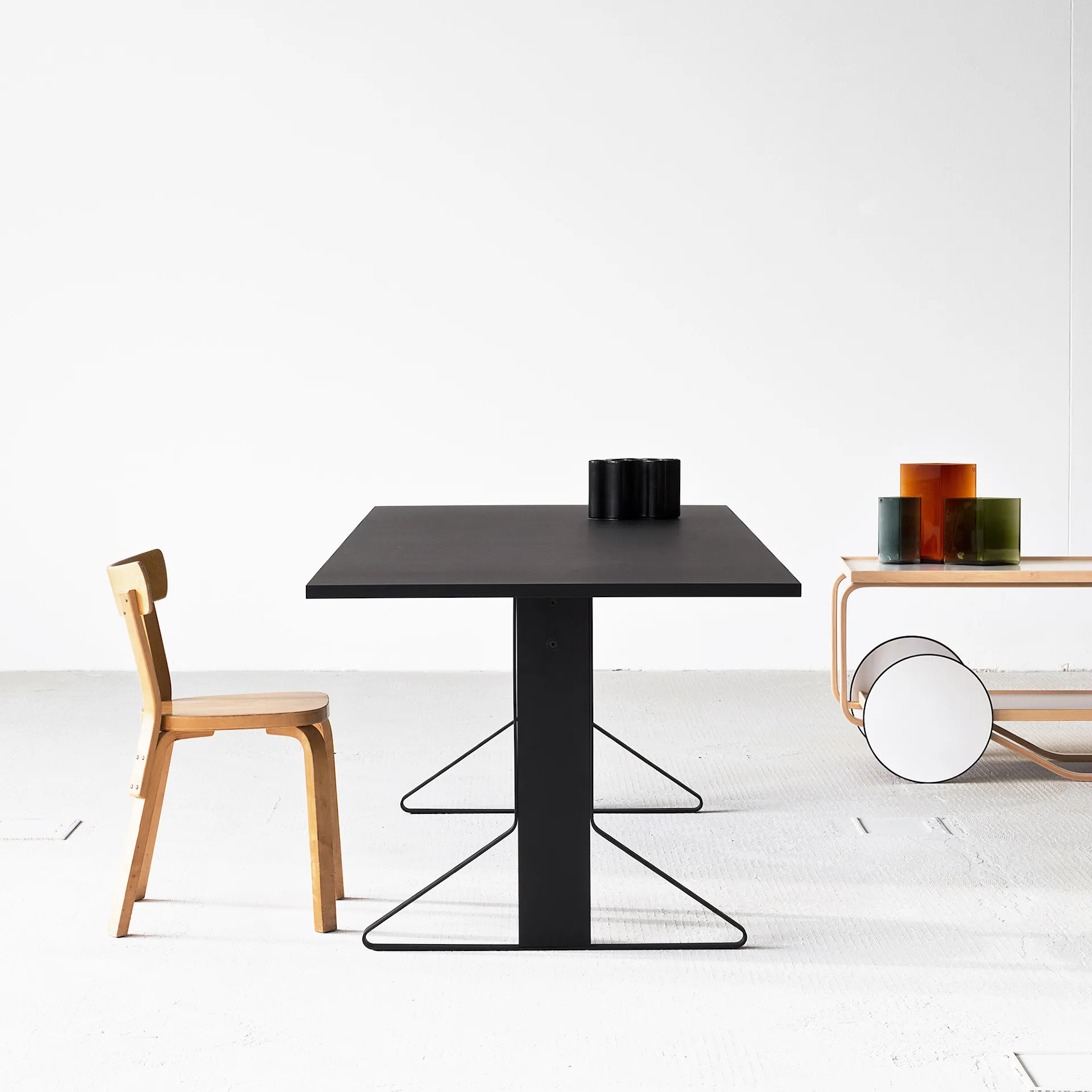 Kaari Bord REB 002 - Artek - Ronan & Erwan Bouroullec - NO GA