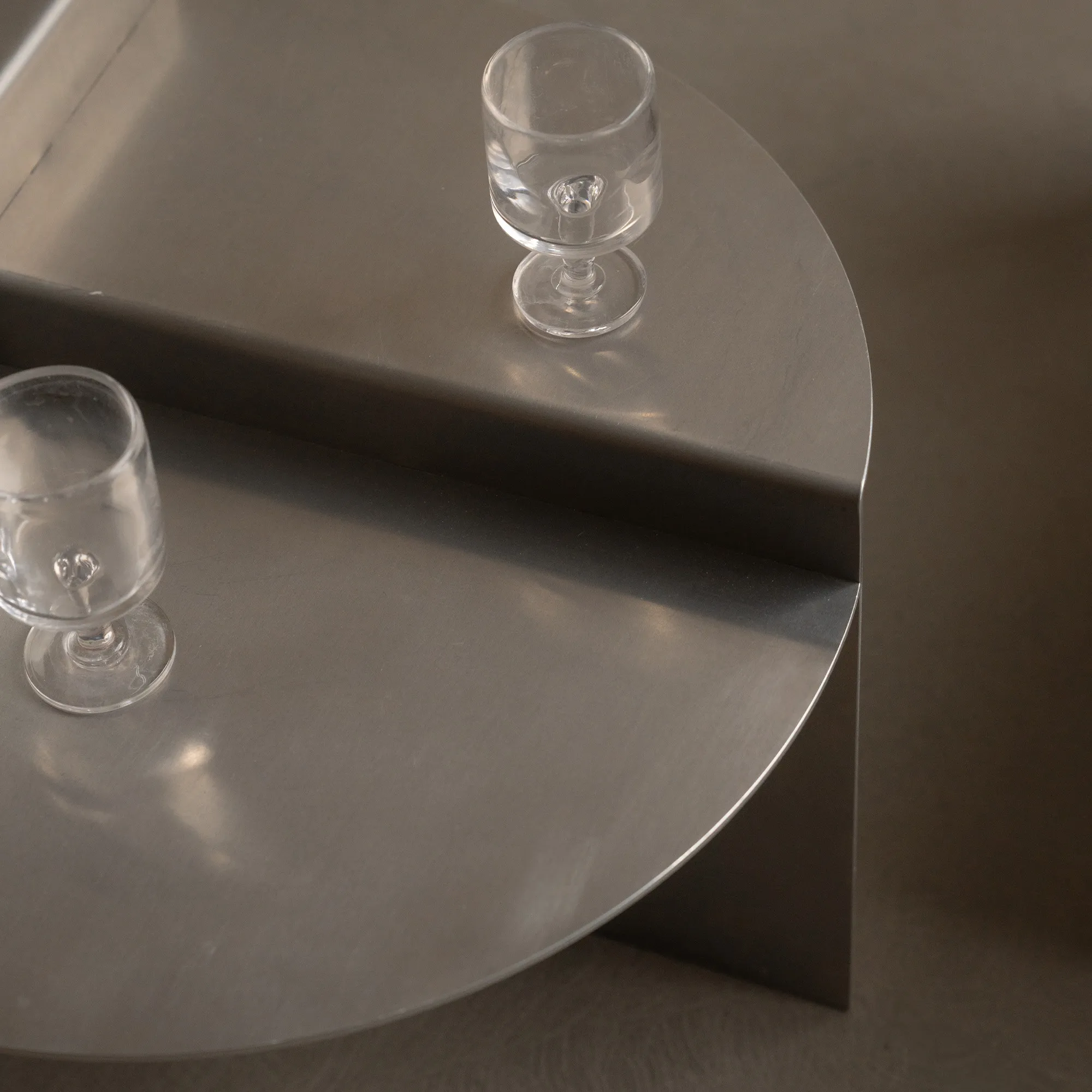 Rivet sidobord - 5