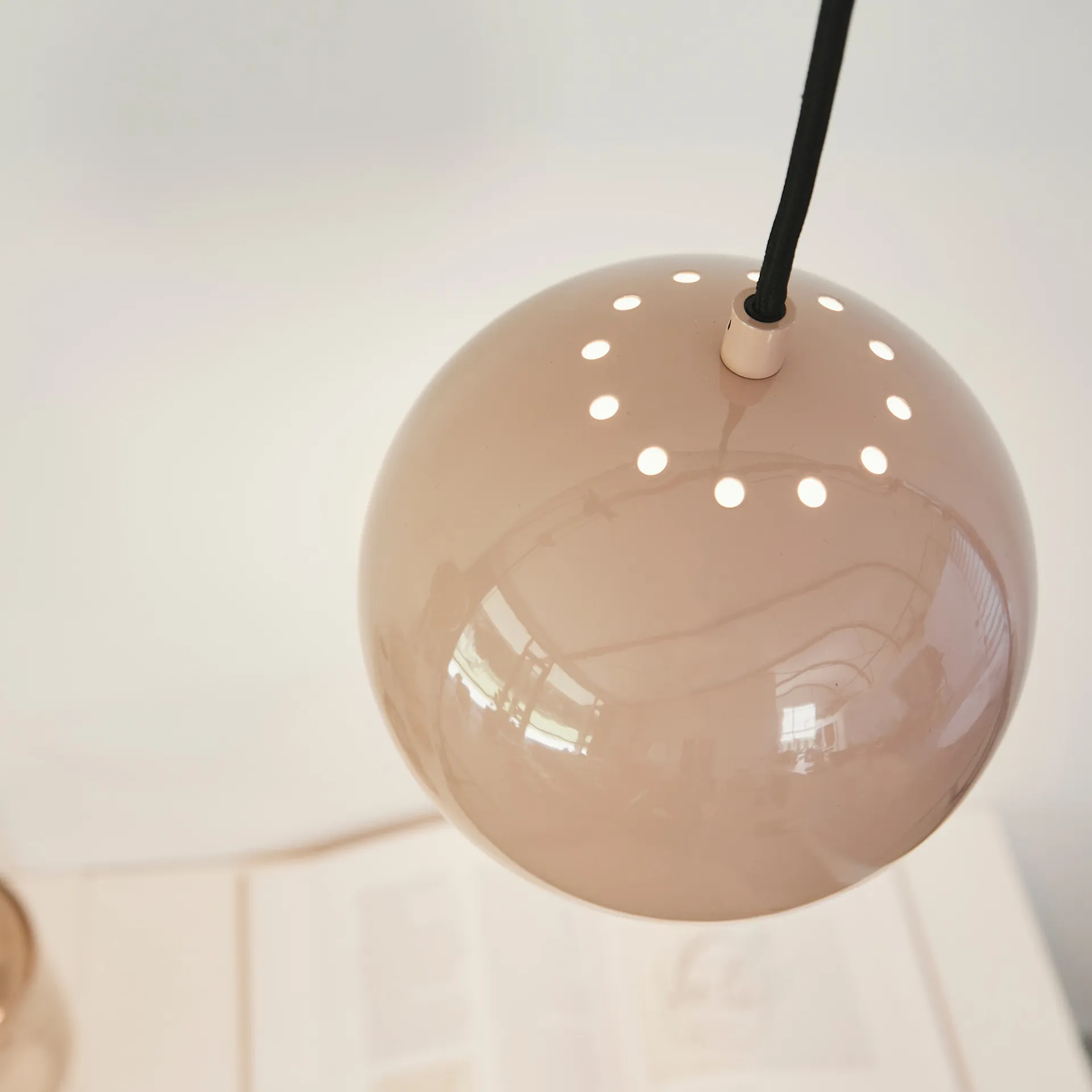 Ball Pendant Lamp Ø18 cm - Frandsen - NO GA