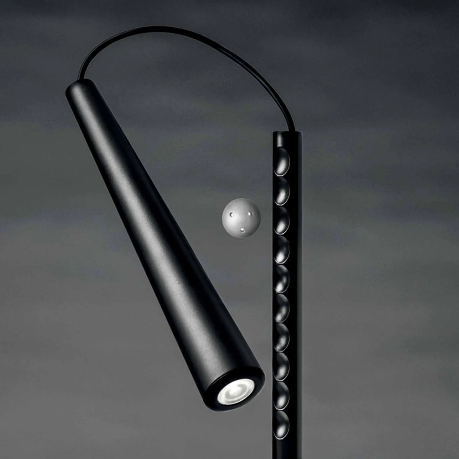 Magneto golvlampa - 3
