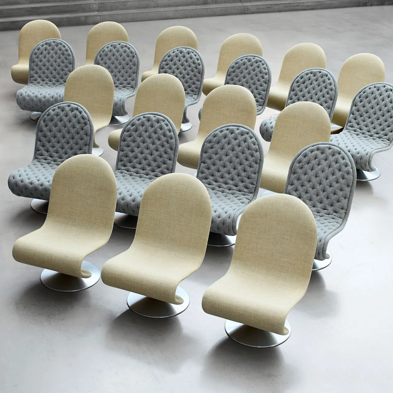 System 1-2-3 Lounge