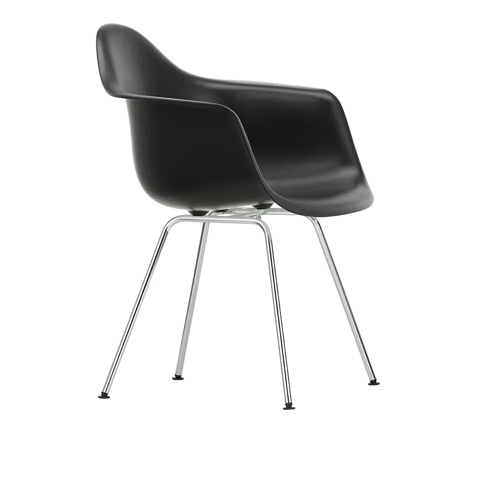 Eames Plastic Armchair DAX - 12 Deep Black - Chrome Base