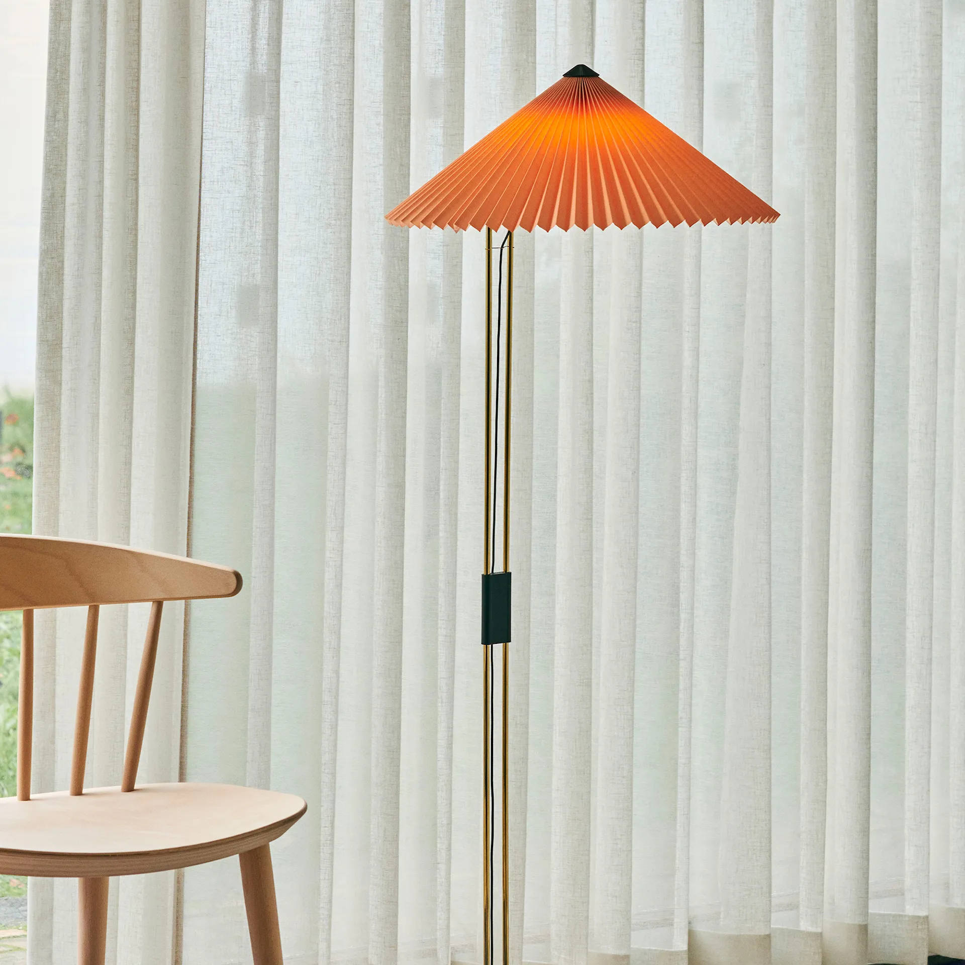 Matin Floor Lamp - White - HAY - NO GA