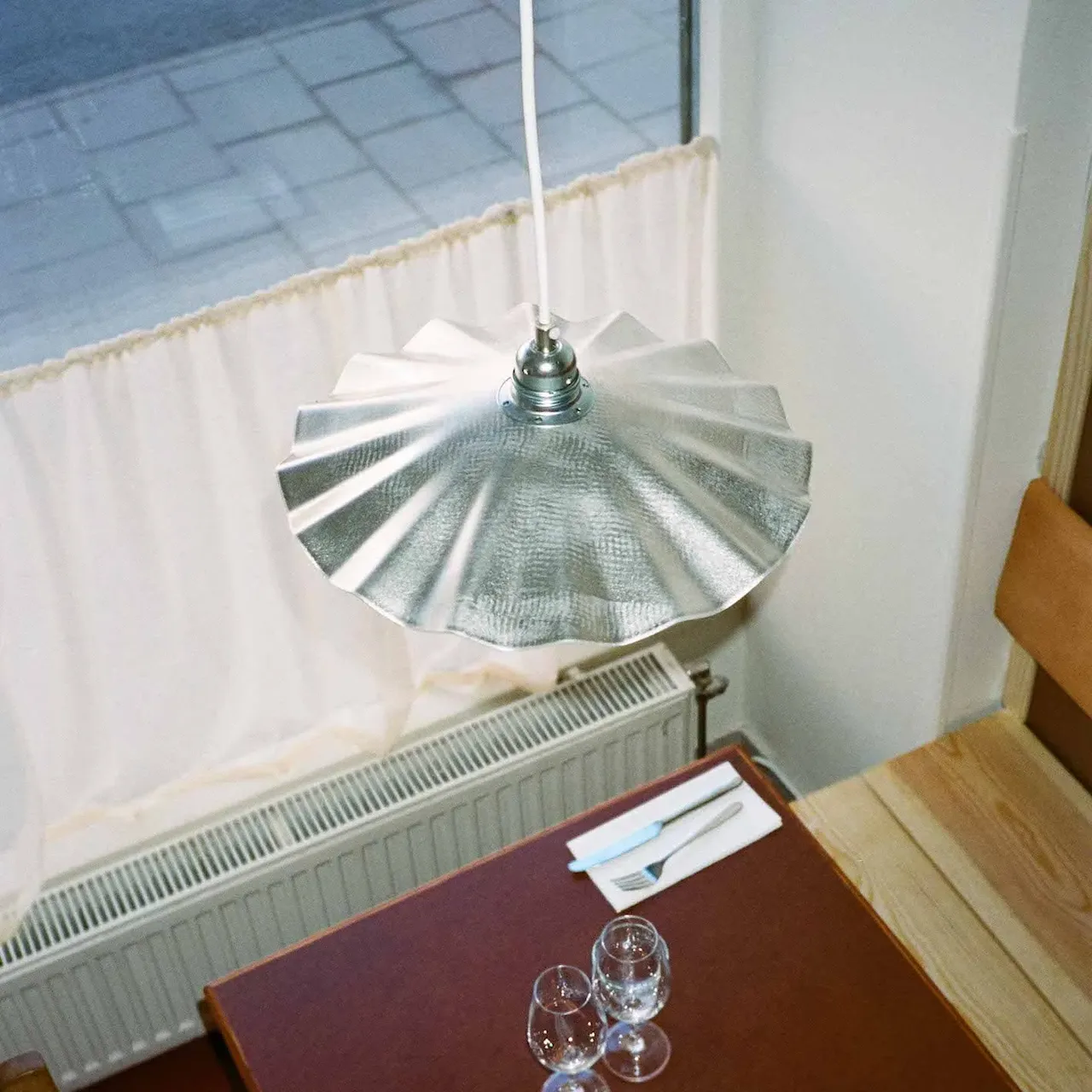 Bacchanale pendellampa Ateljé Ö × Pål Rodenius