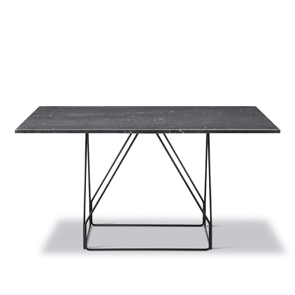 JG Table 6569 matbord 140 x 140 cm