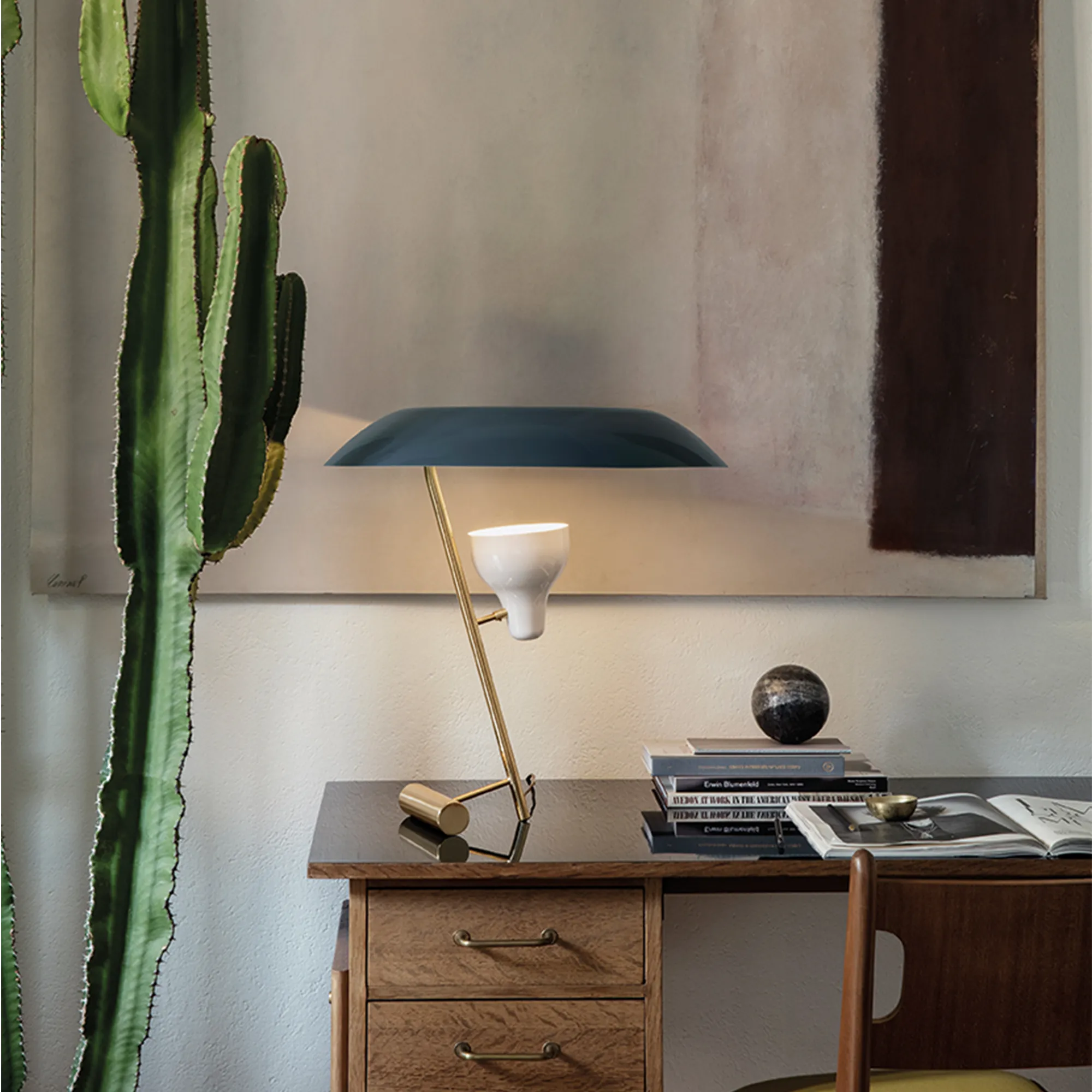 Model 548 table Dark - 5