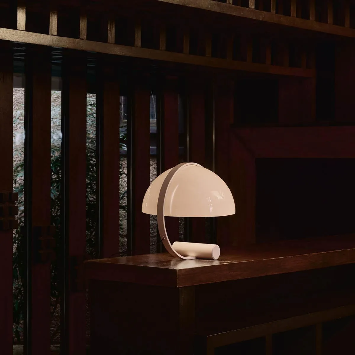 Meta bordslampa - 2