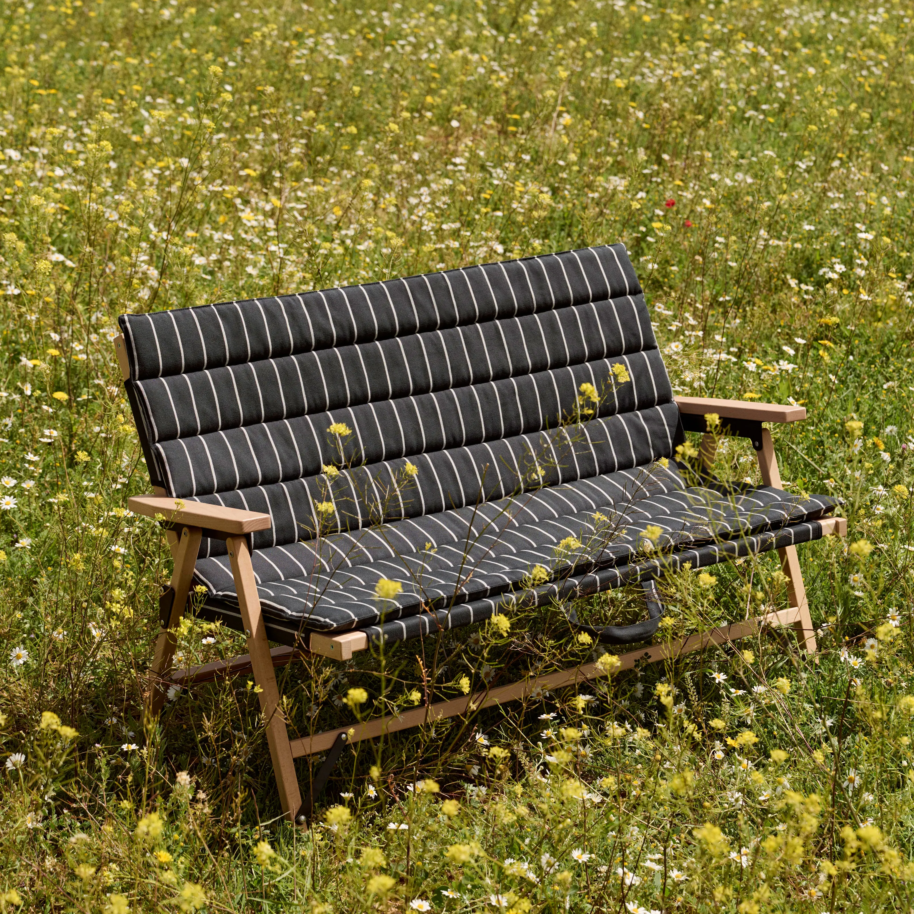 Outdoor Market Sofa Cushion - 3