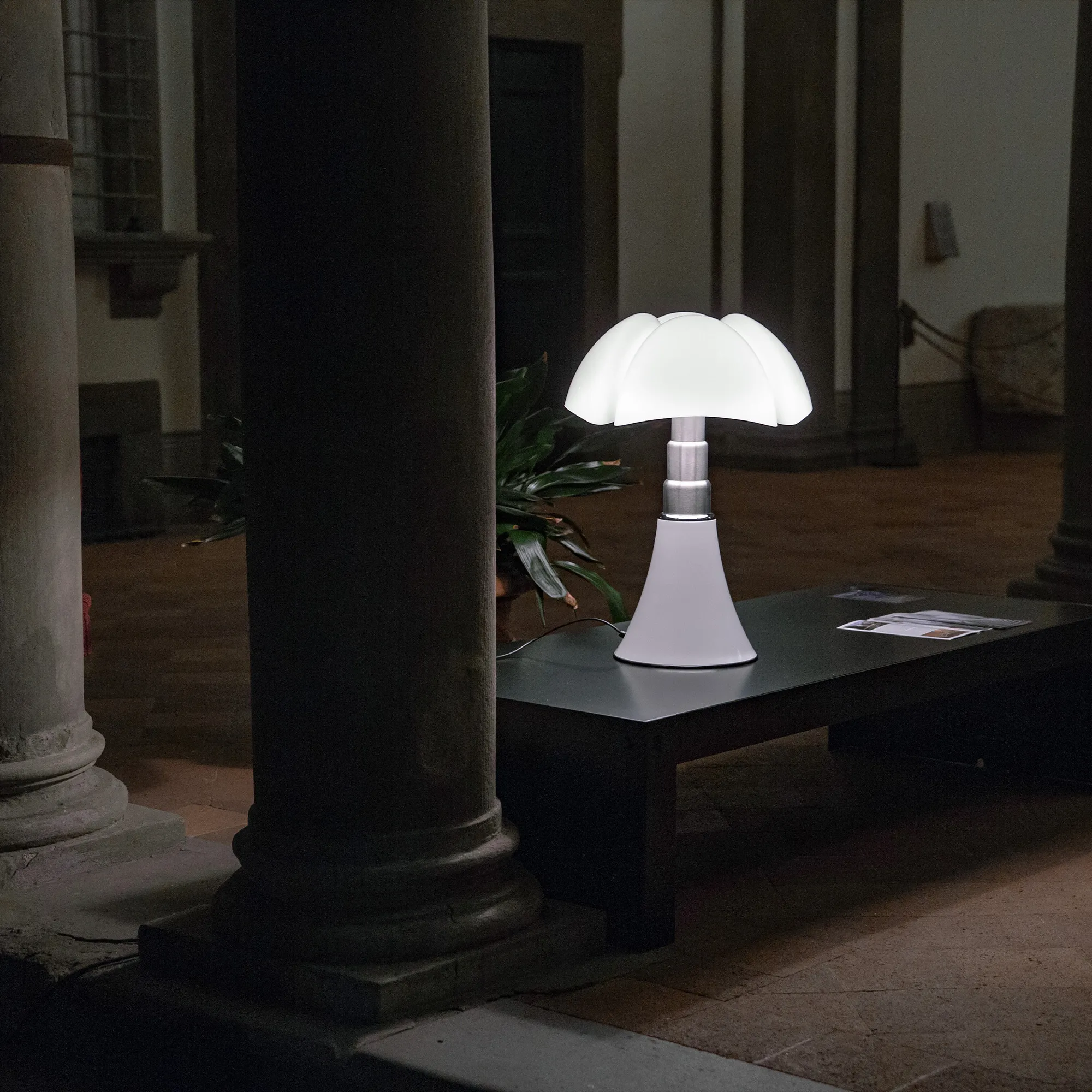 Pipistrello Medium bordslampa - 10