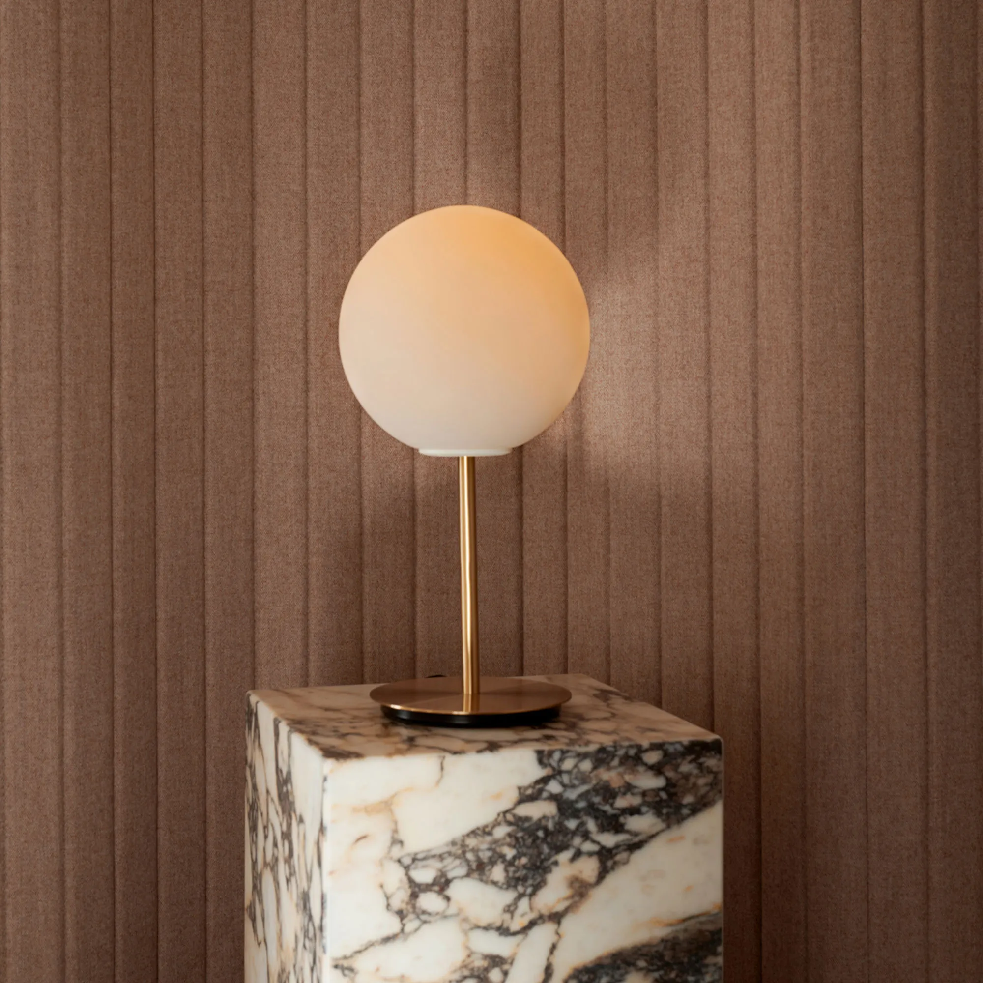 Plinth Tall sidobord - 2