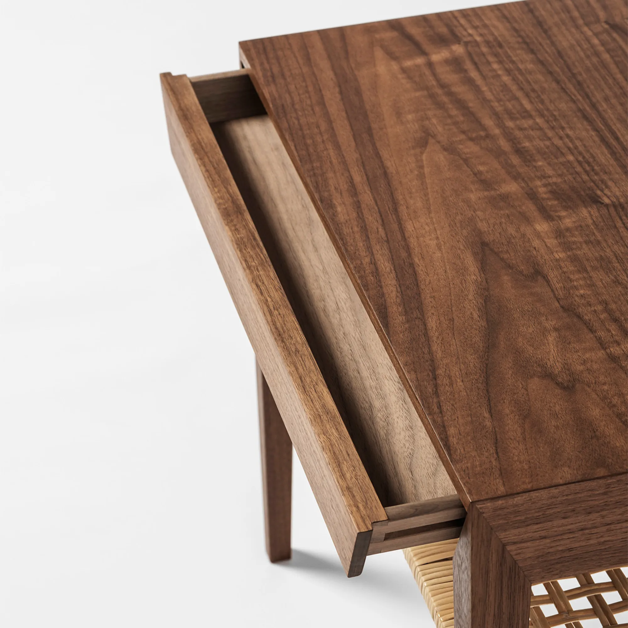 Model 35 sängbord rottinghylla - 11