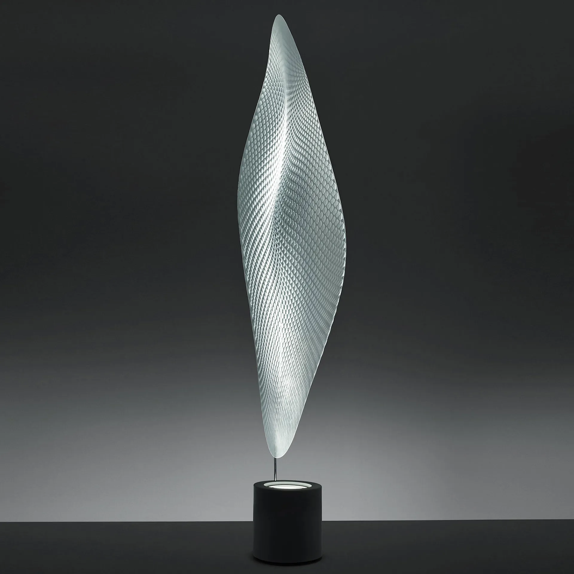 Cosmic Leaf Golvlampa - Artemide - NO GA