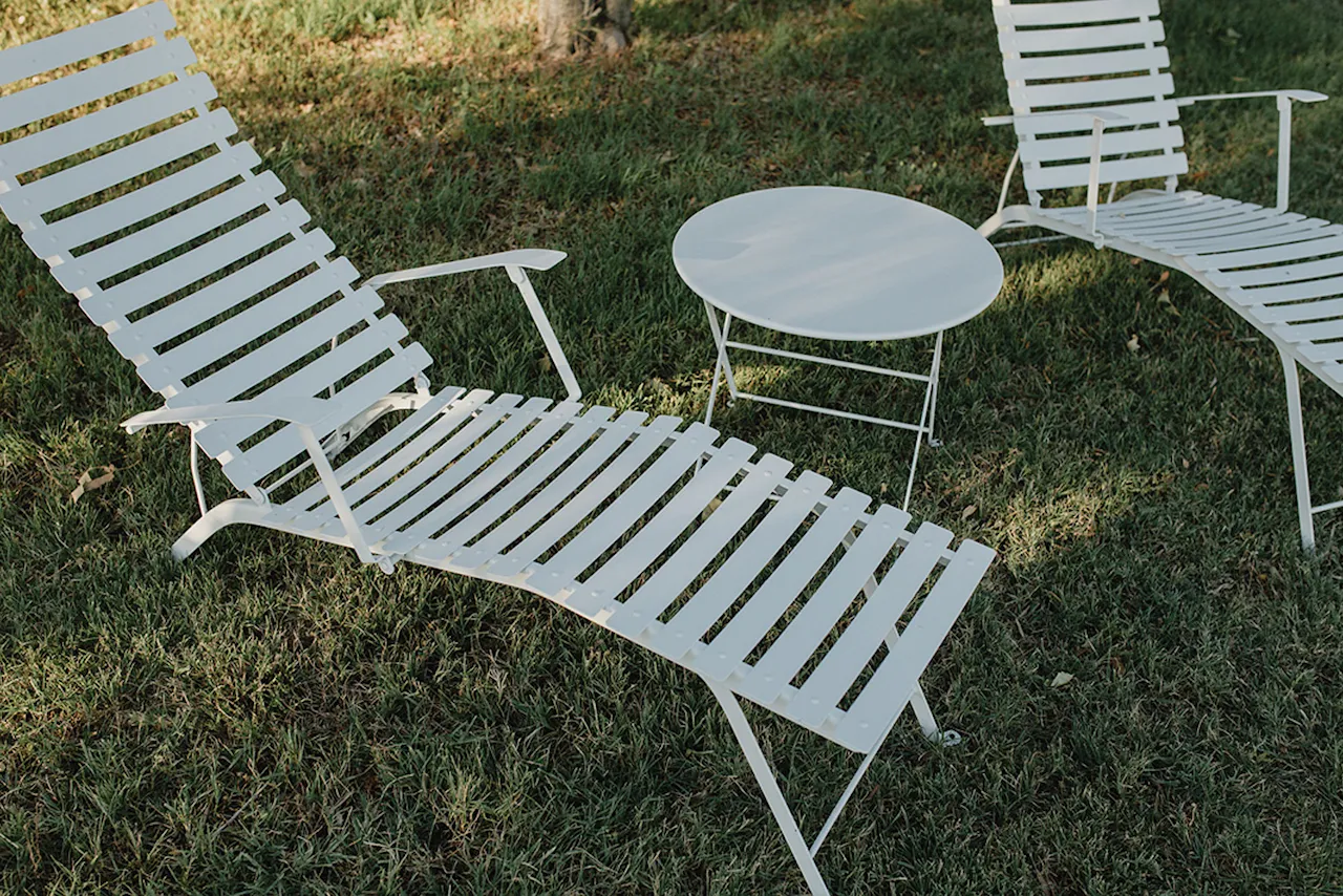 Bistro Chaise Longue