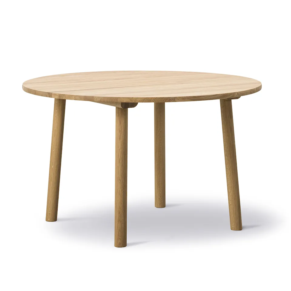 Taro Table 120 Oak oiled