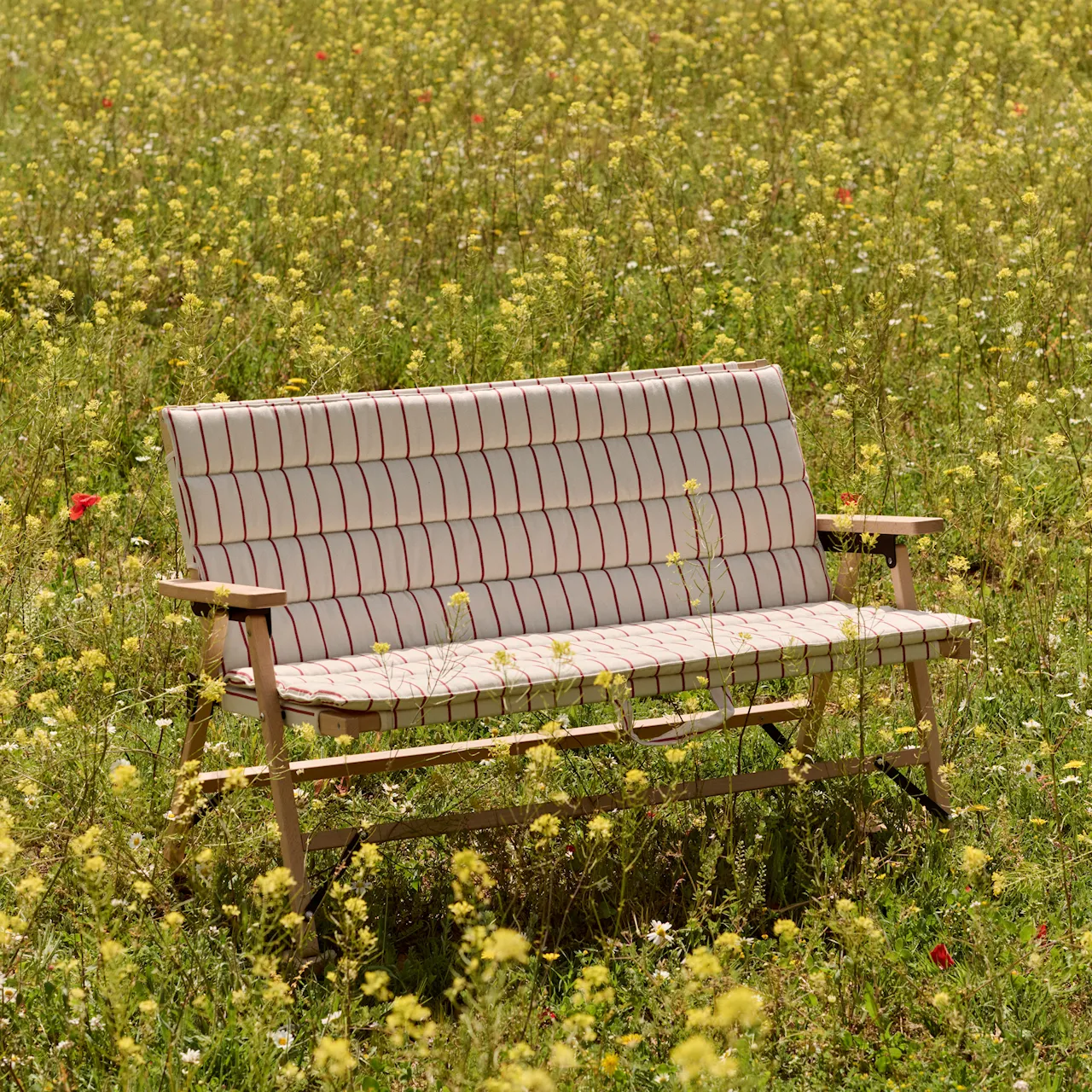 Outdoor Market Folding Sofa