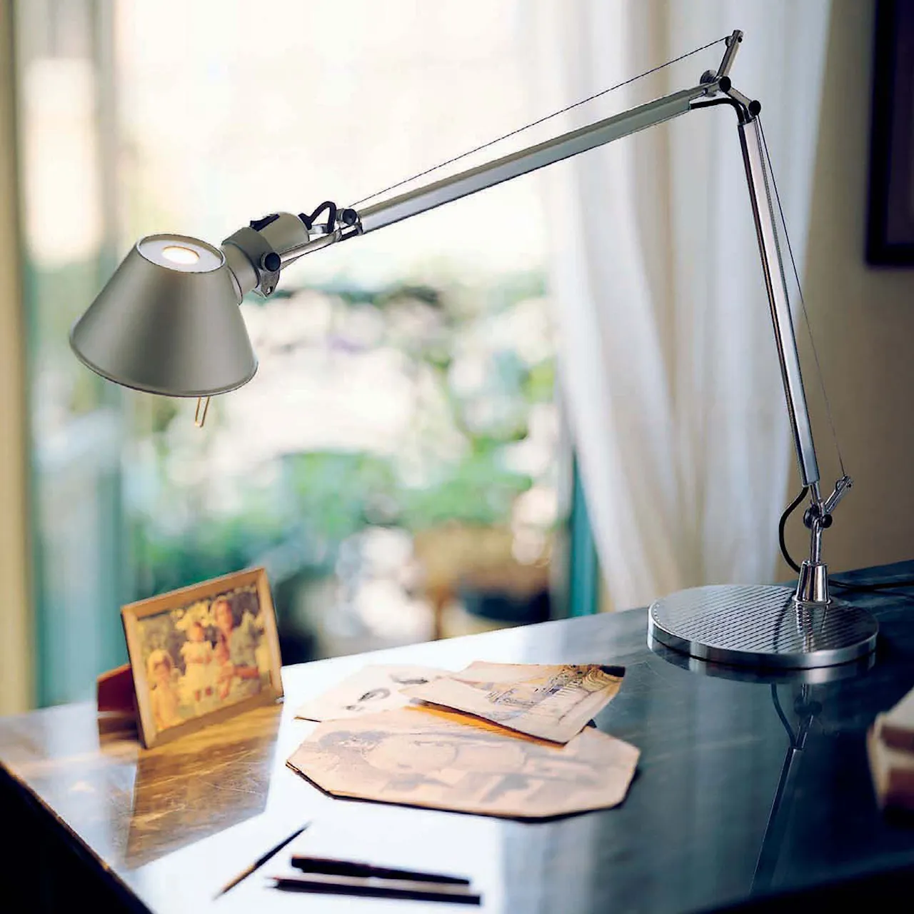 Tolomeo LED Skrivbordslampa