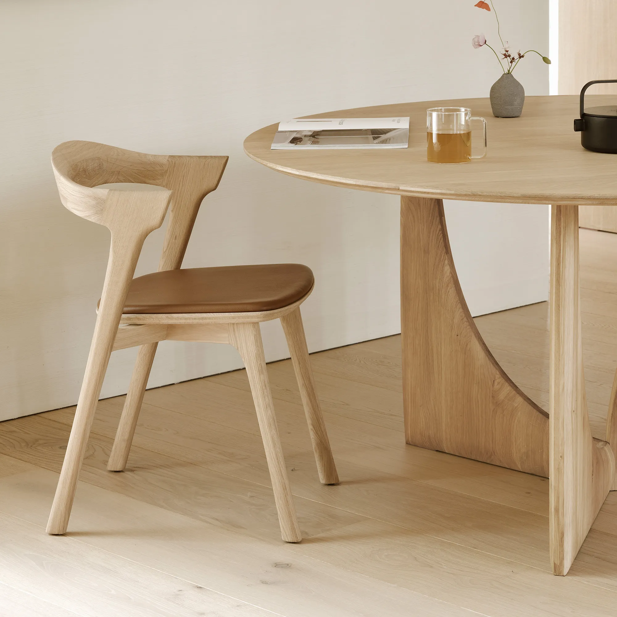 Geometric Dining Table Brown Varnished Teak - 2