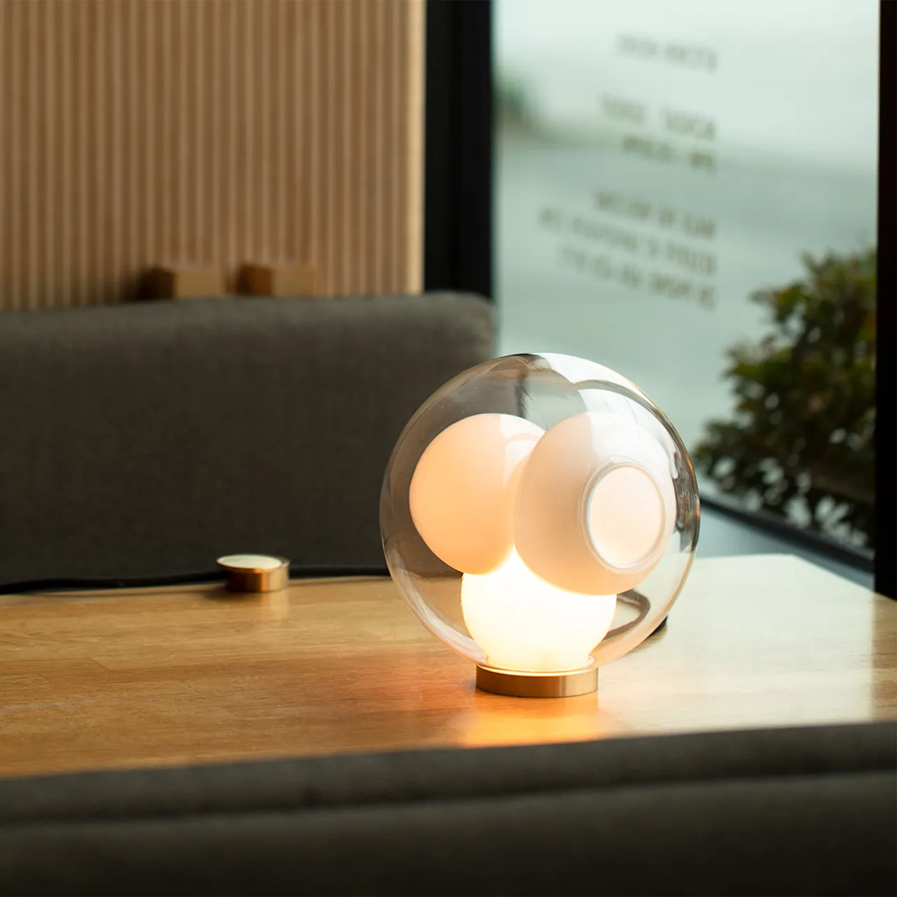 38Vt table lamp