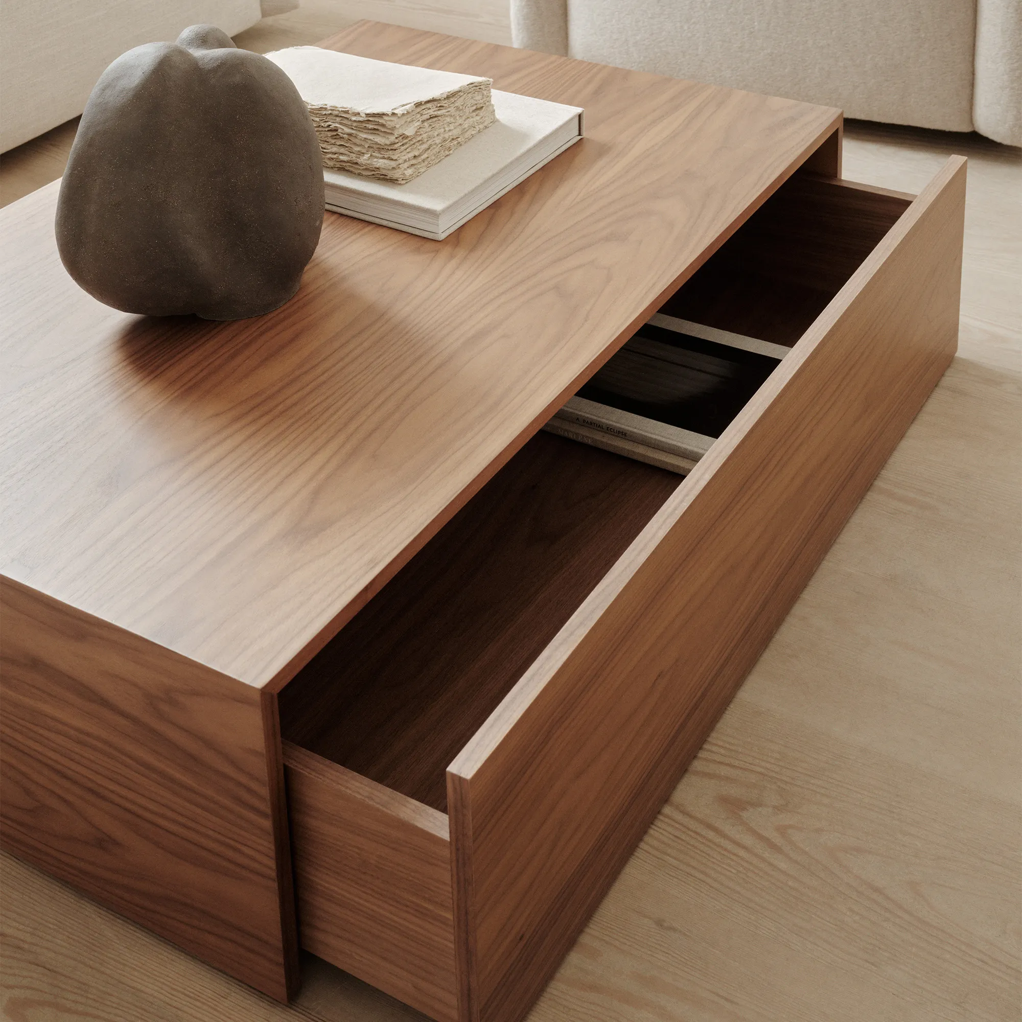 Mass Coffee Table High Drawer