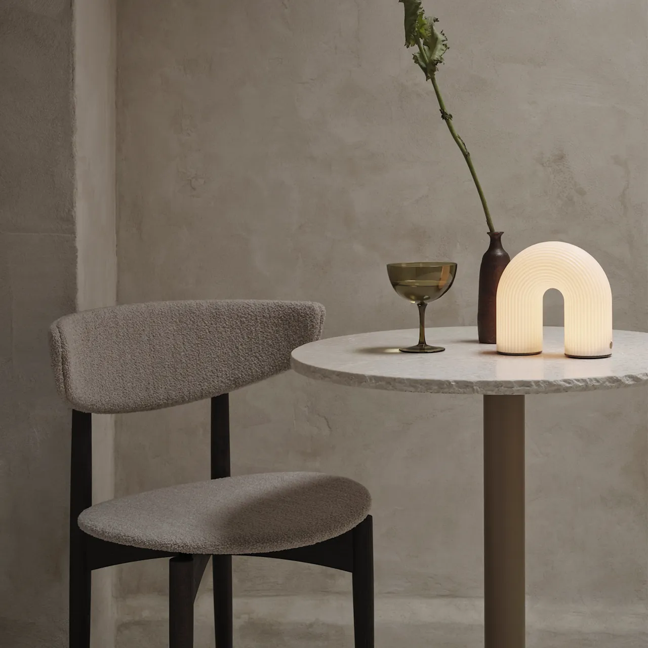 Vuelta portabel bordslampa