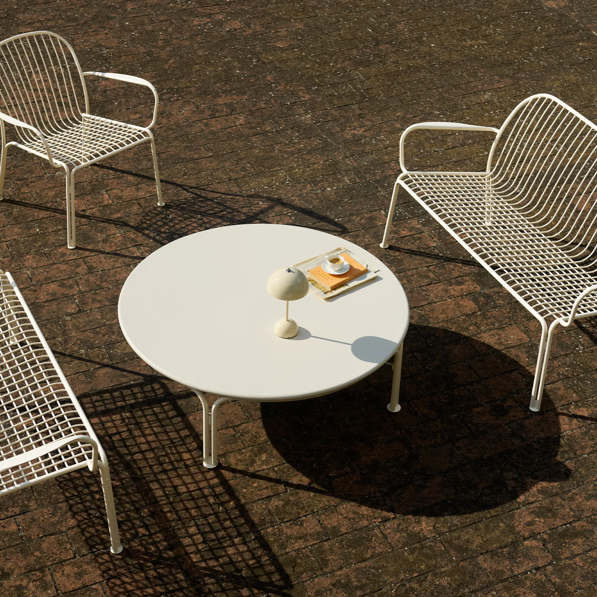 Thorvald SC109 soffbord utomhus - 2