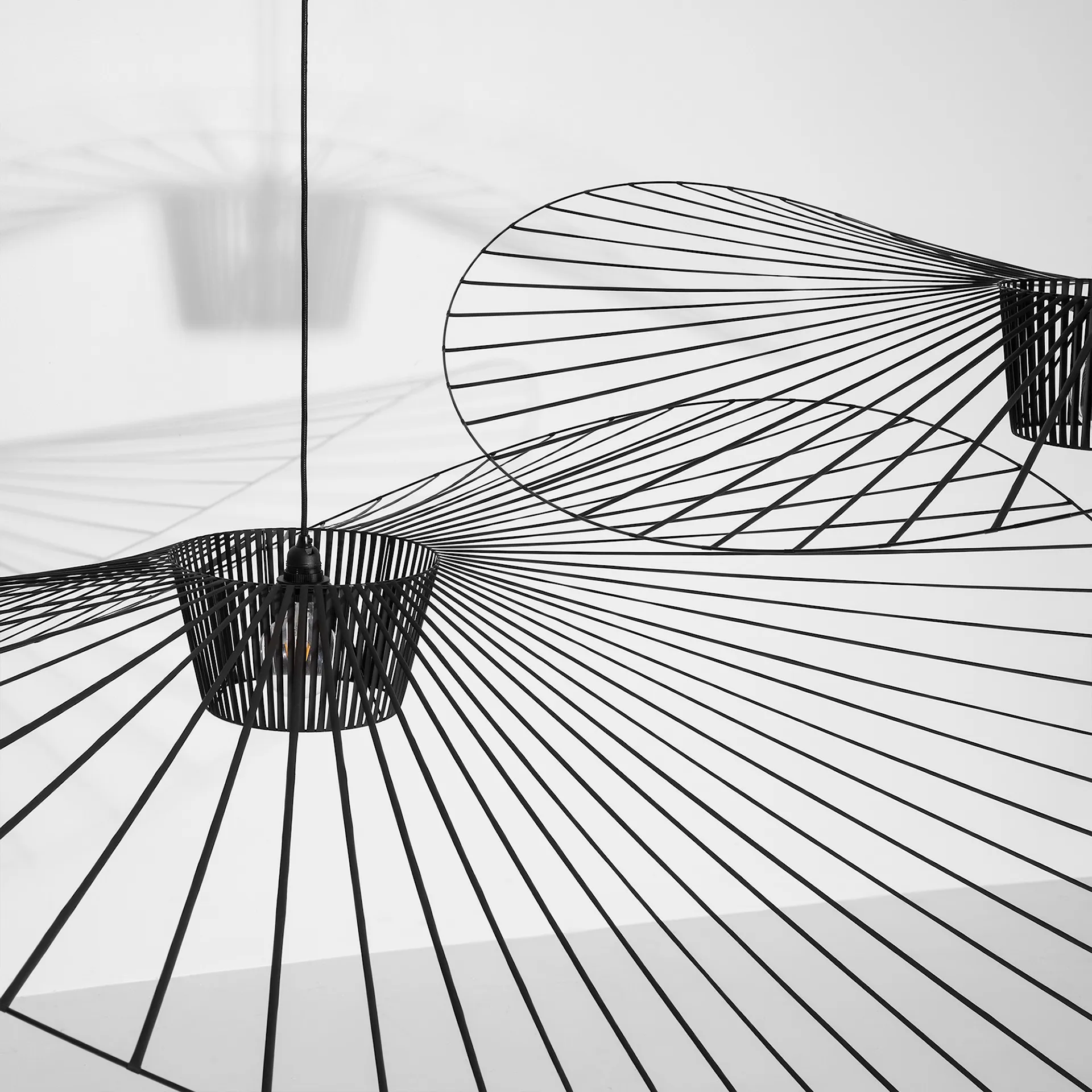 Vertigo pendellampa liten 110cm - Petite Friture - Constance Guisset - NO GA