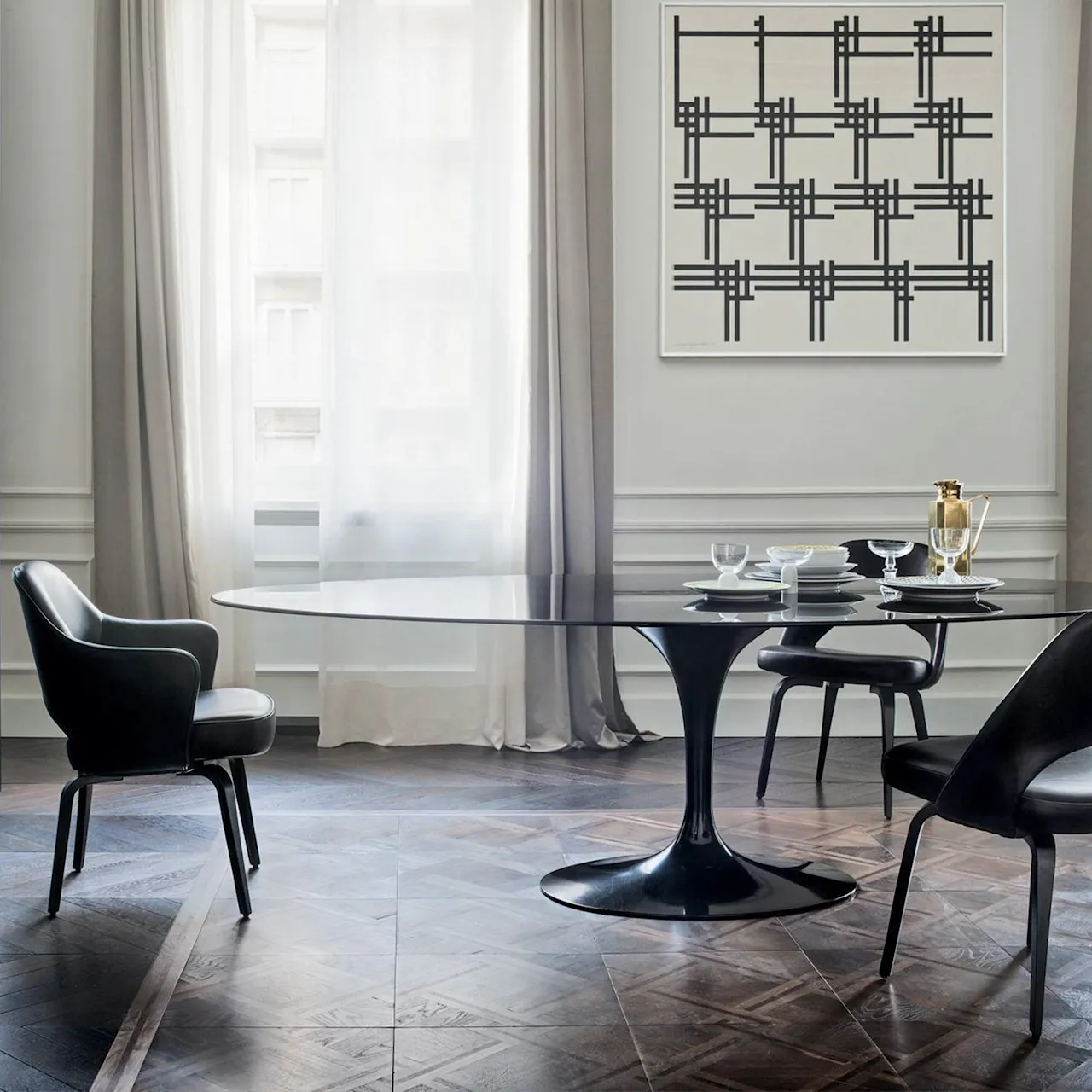 Saarinen Oval Table Black - Matbord