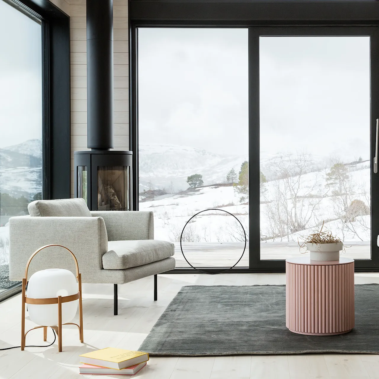 Frí Armchair