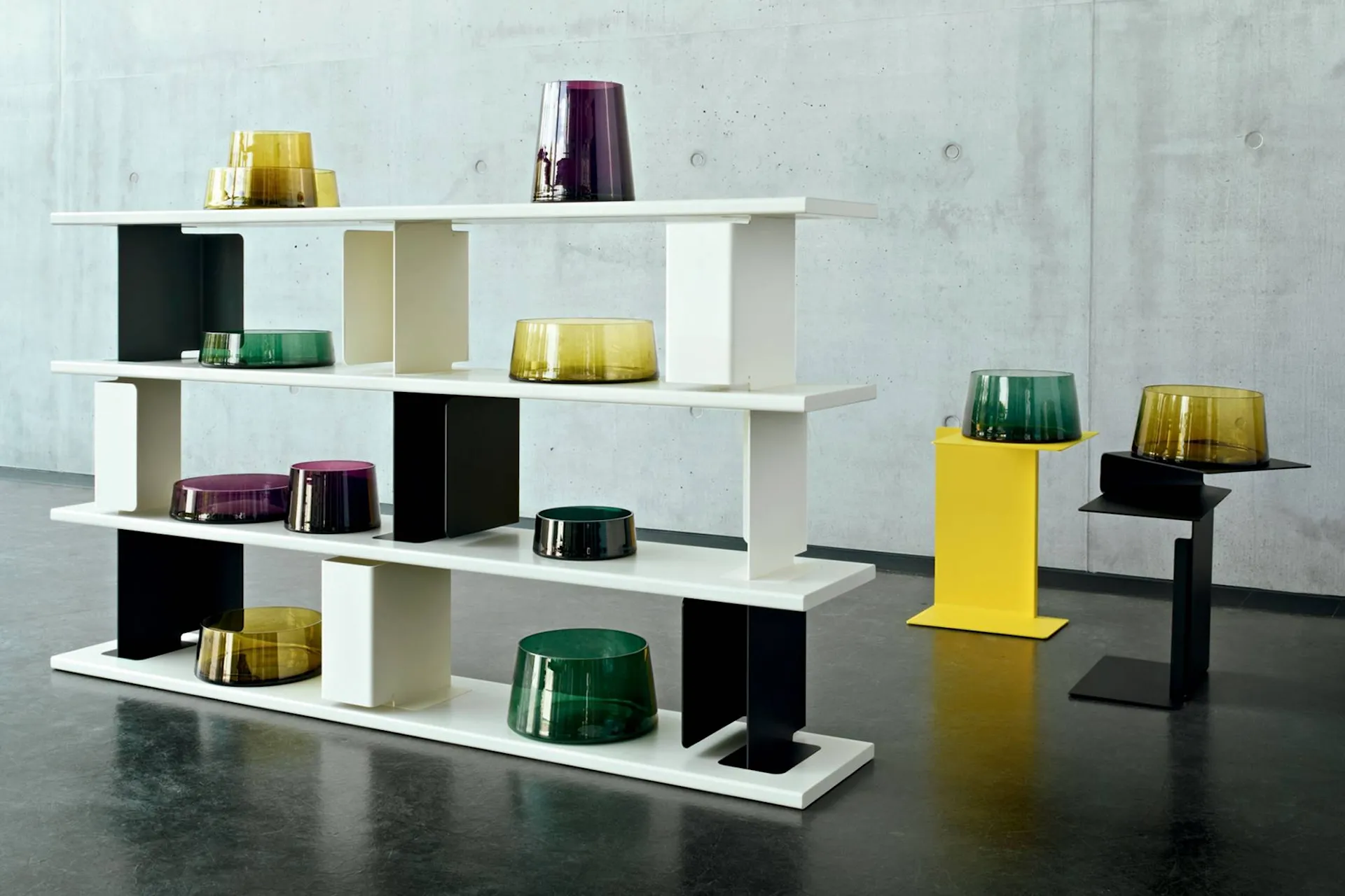 Diana E Sidobord - ClassiCon - Konstantin Grcic - NO GA