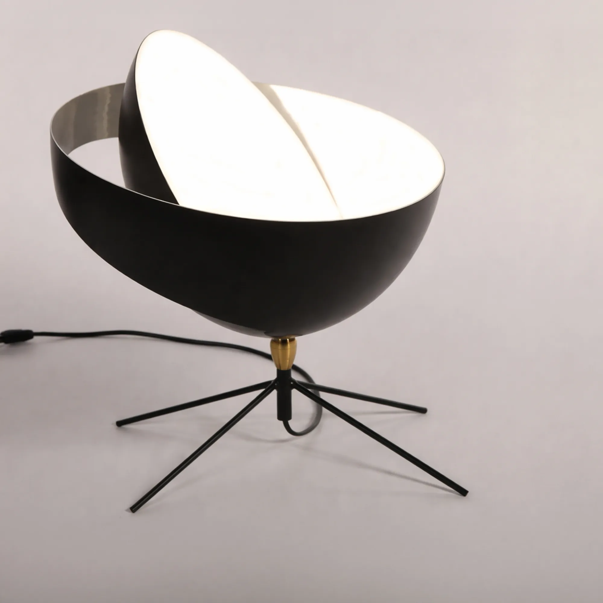 Saturn bordslampa - 2