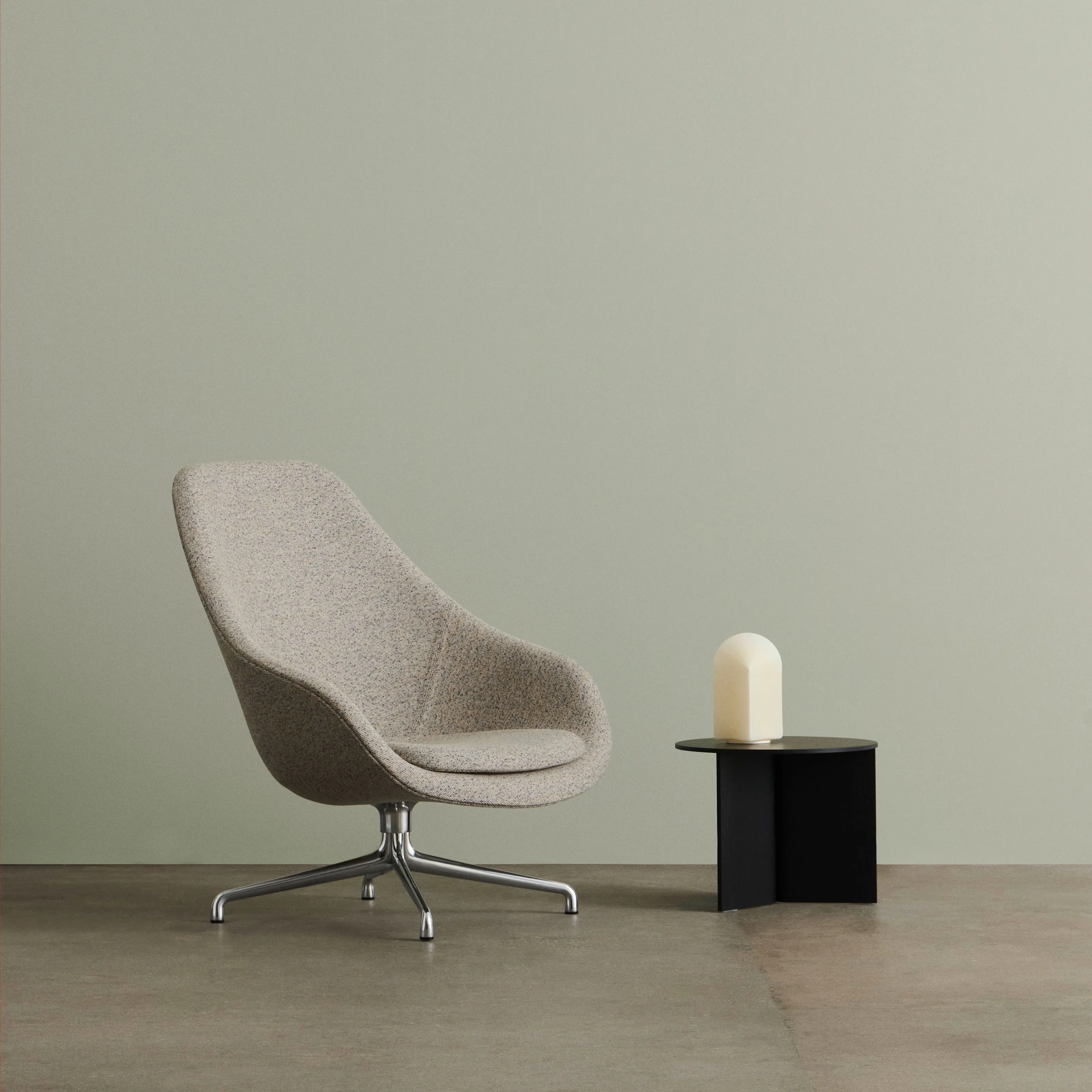 Parade Portable Lamp 240 - 2