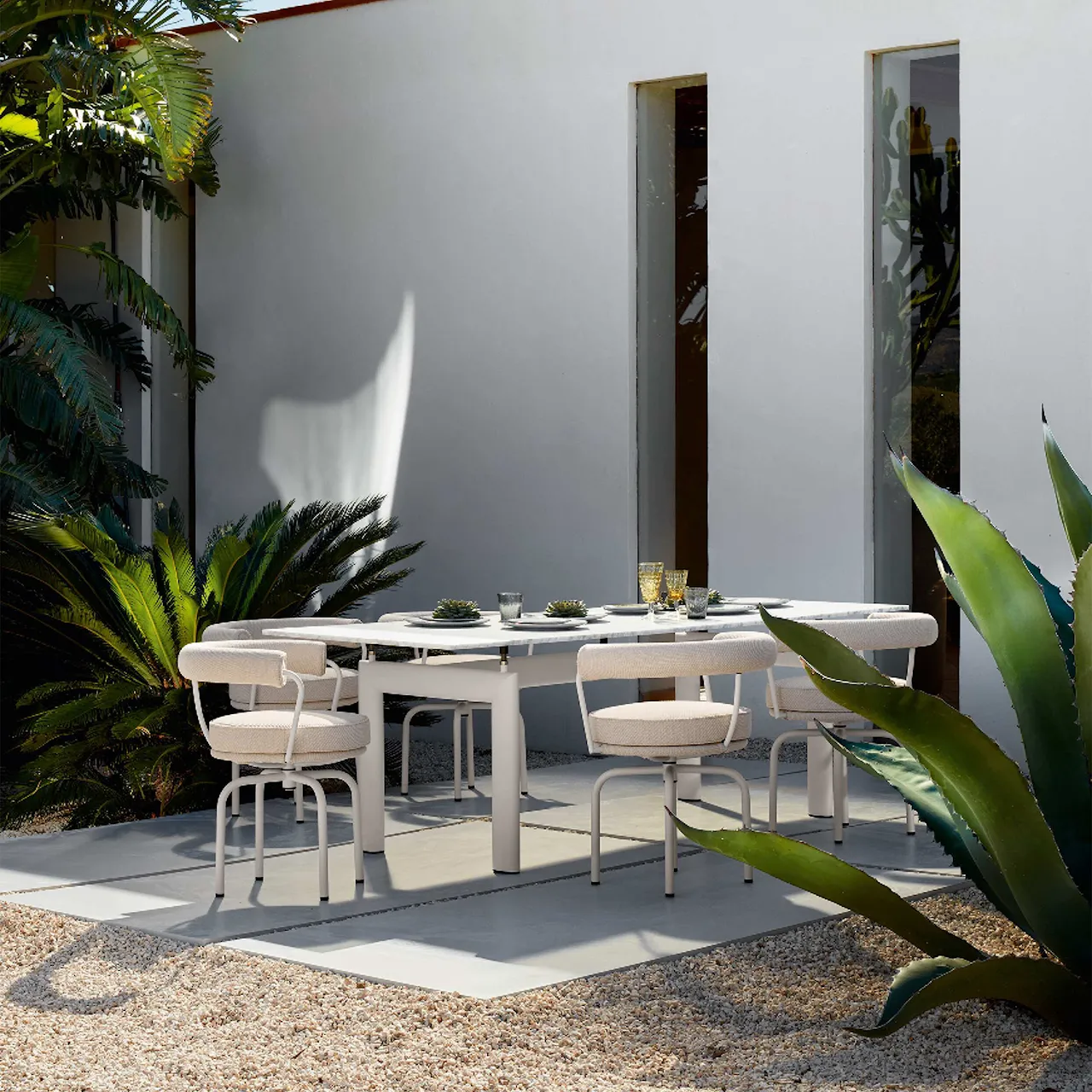 LC7 matstol utomhus