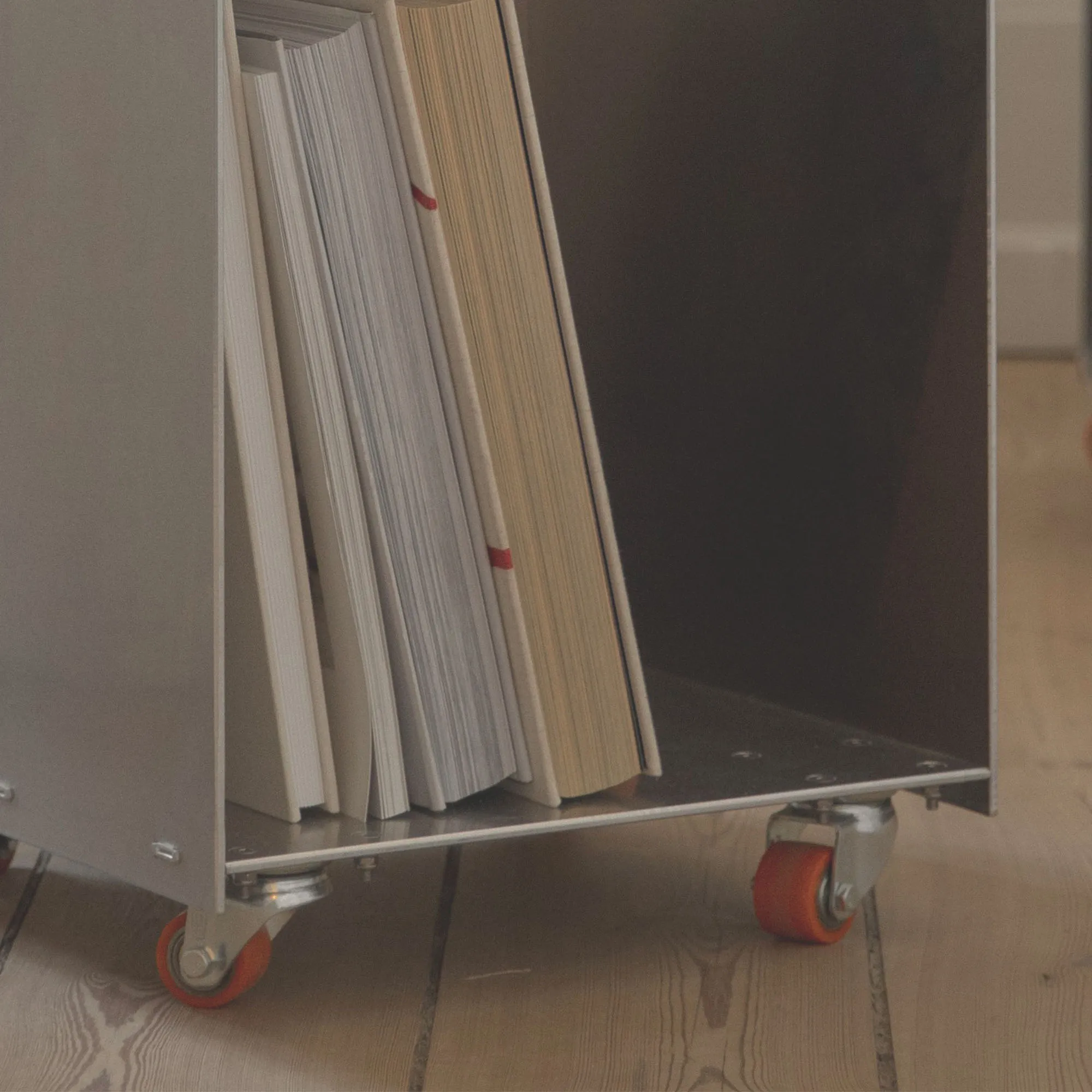 Rivet Cart sidobord - 12