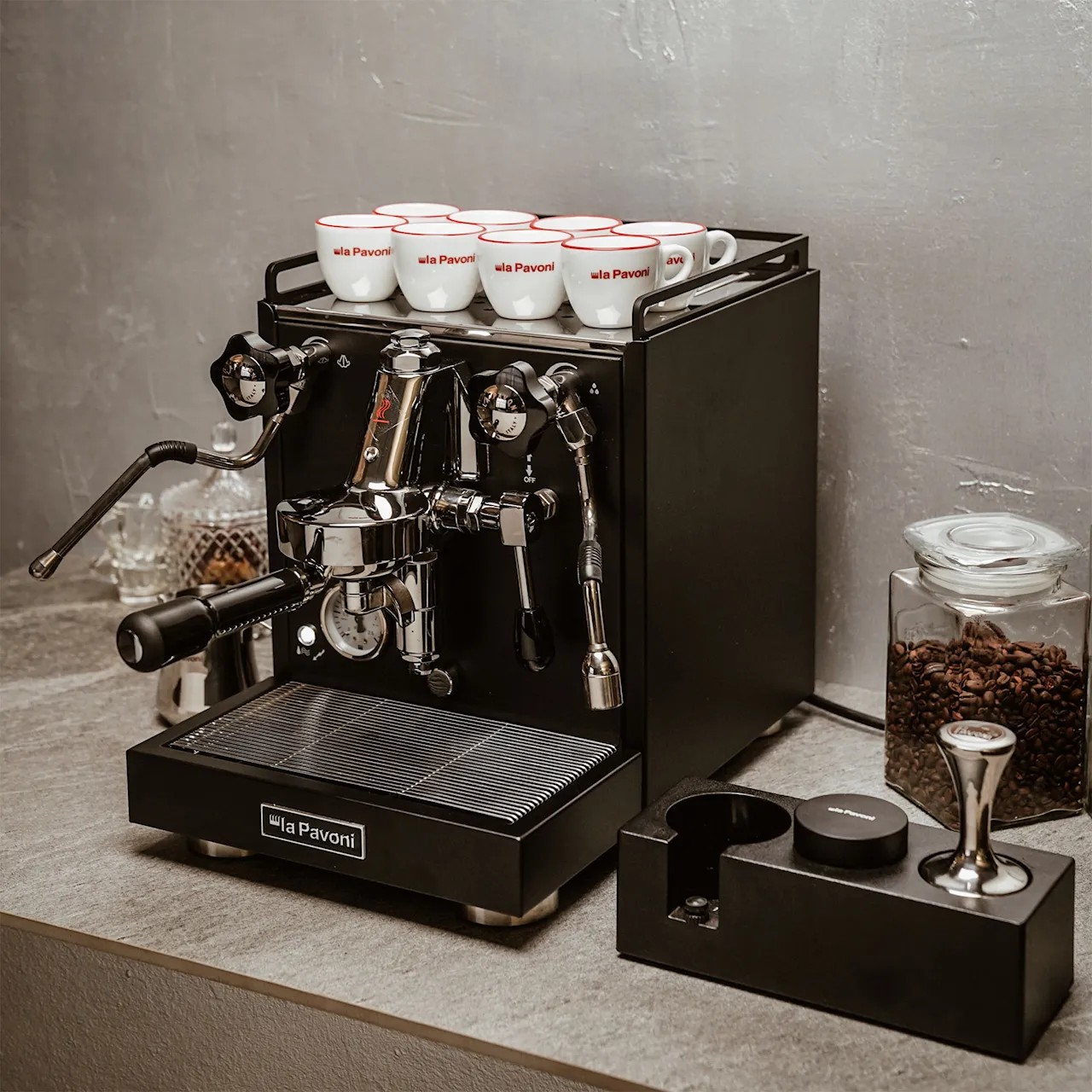 Cellini Classic Nera semiprofessionell espressomaskin