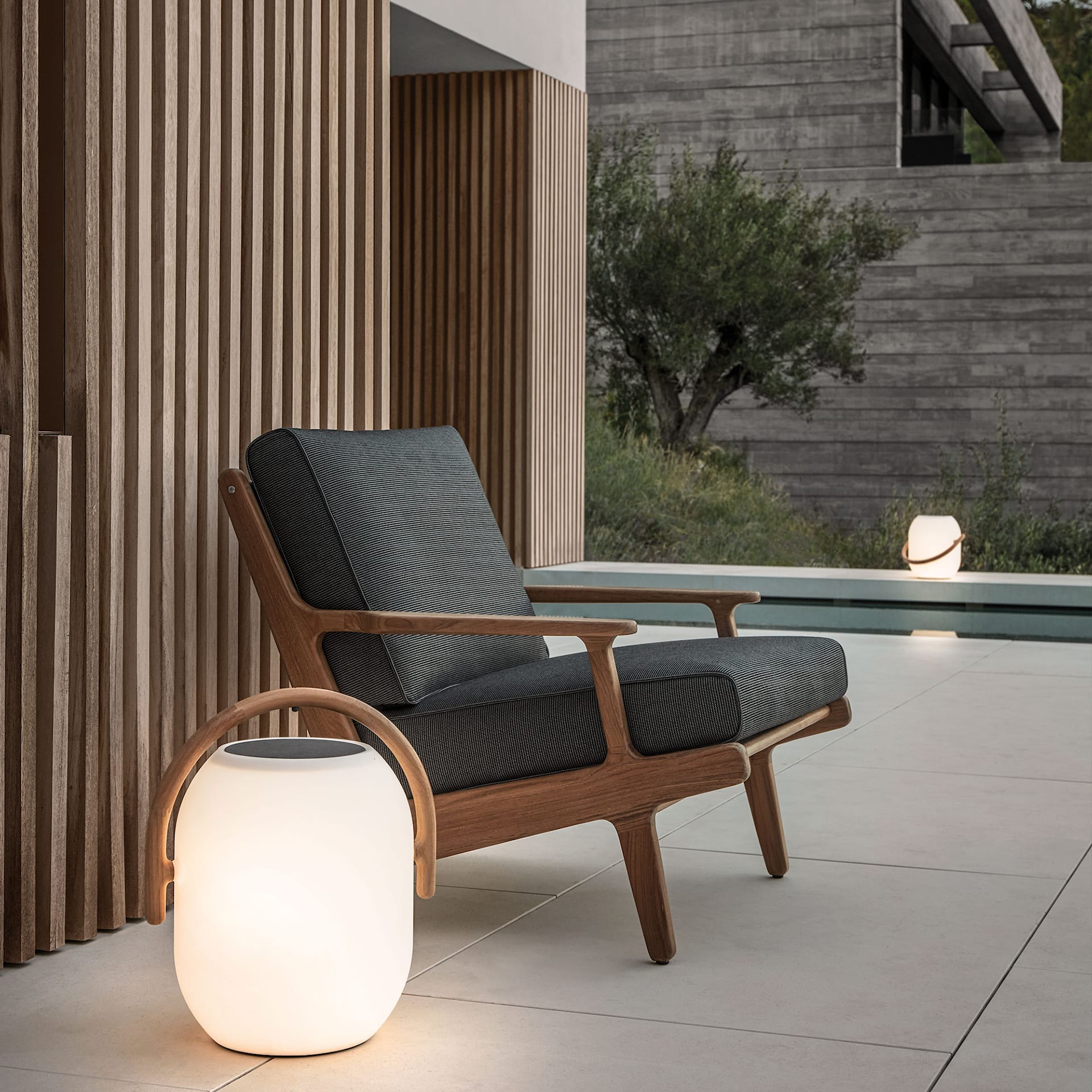 Ambient Cocoon Lamp  - Gloster - NO GA